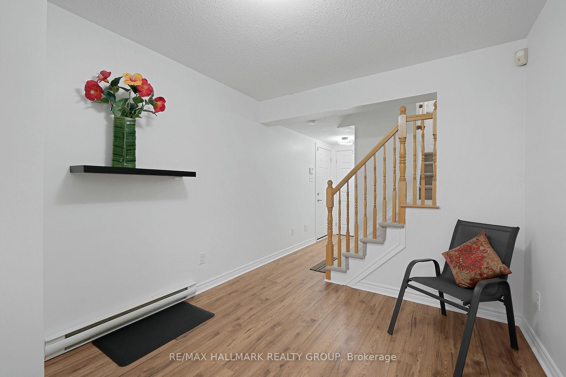 Photo 18 of 2325 Blue Aster Street, Ottawa, Barrhaven - Half Moon Bay — HOMEH