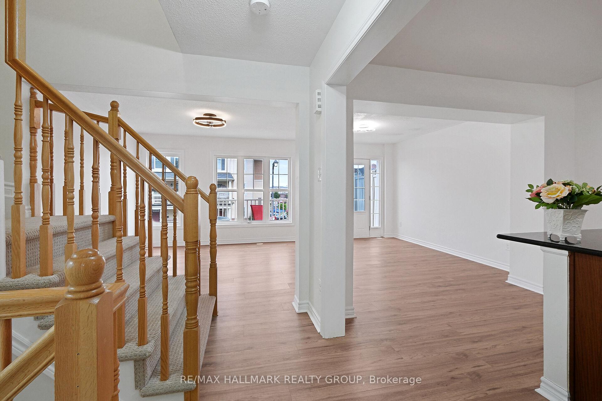 Photo 16 of 2325 Blue Aster Street, Ottawa, Barrhaven - Half Moon Bay — HOMEH
