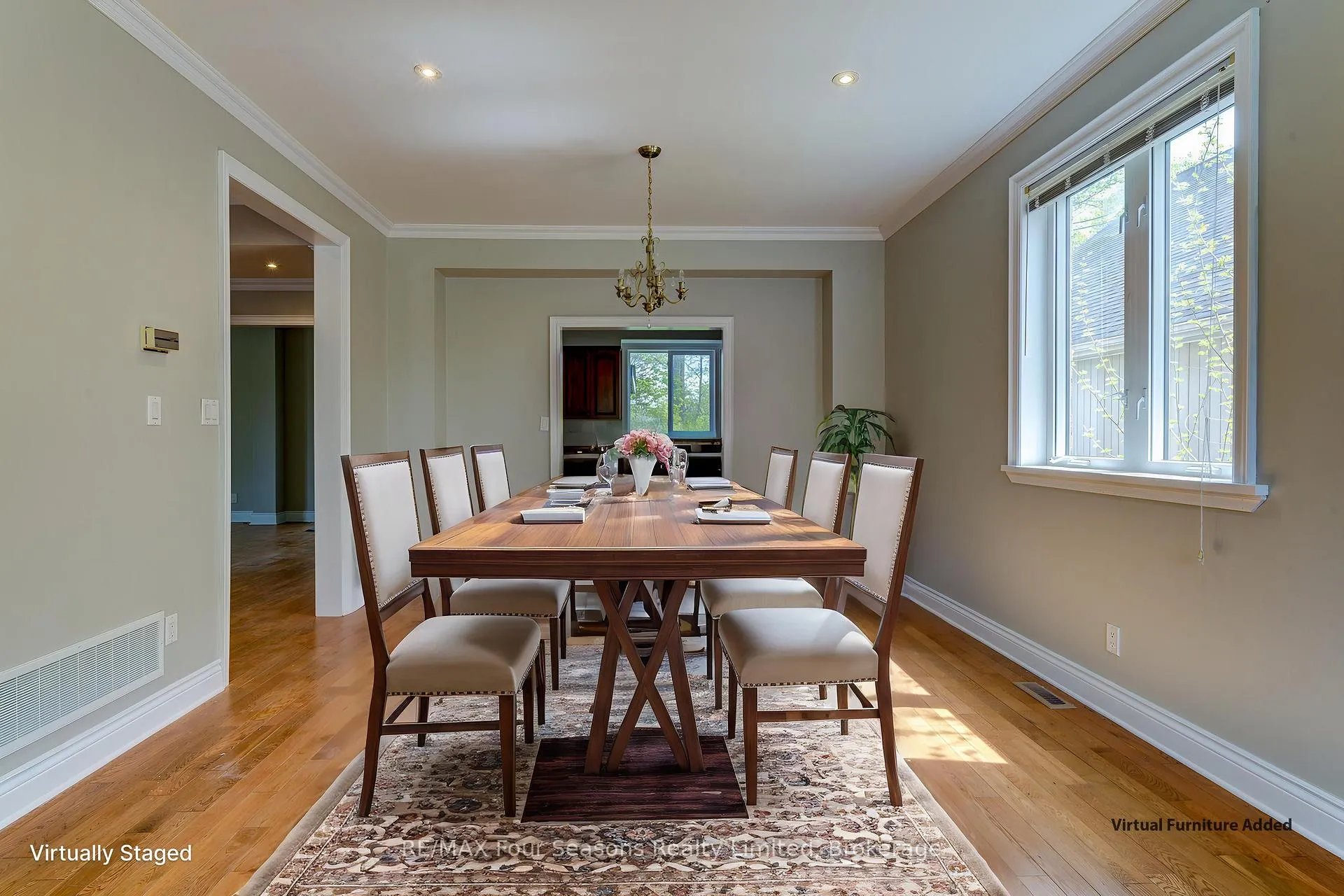 Photo 10 of 243 River Road E, Wasaga Beach — HOMEH