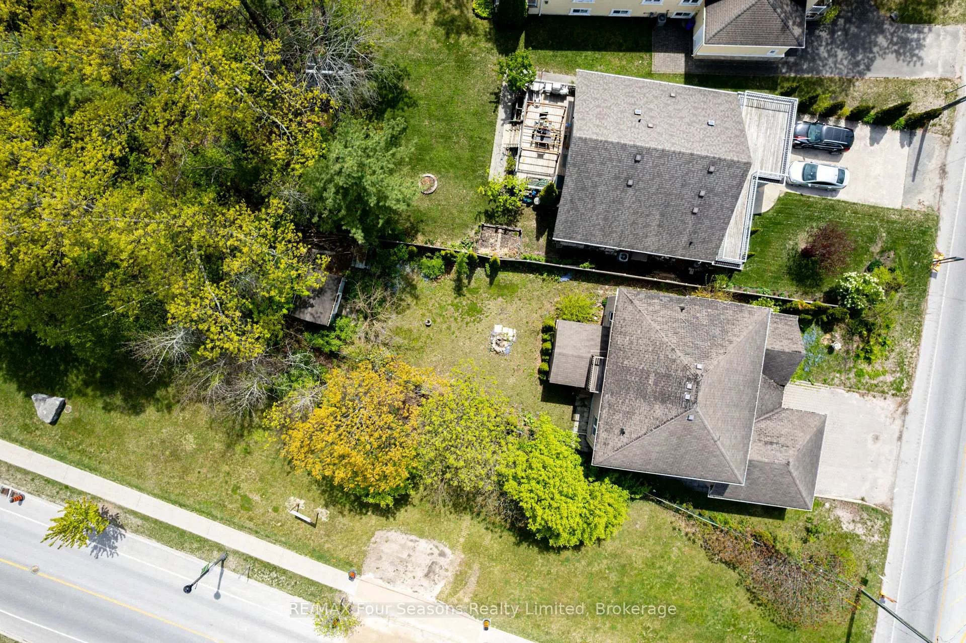 Photo 42 of 243 River Road E, Wasaga Beach — HOMEH
