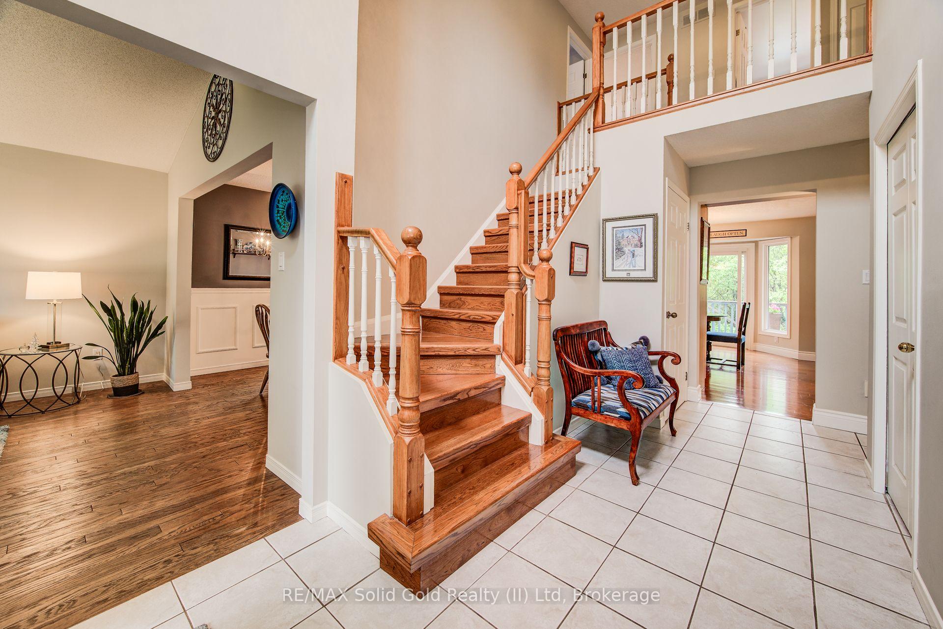 Photo 5 of 580 Hallmark Drive, Waterloo — HOMEH