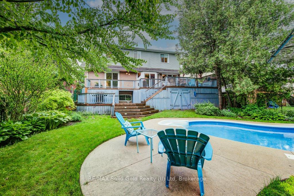 Photo 37 of 580 Hallmark Drive, Waterloo — HOMEH