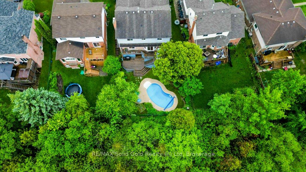 Photo 50 of 580 Hallmark Drive, Waterloo — HOMEH