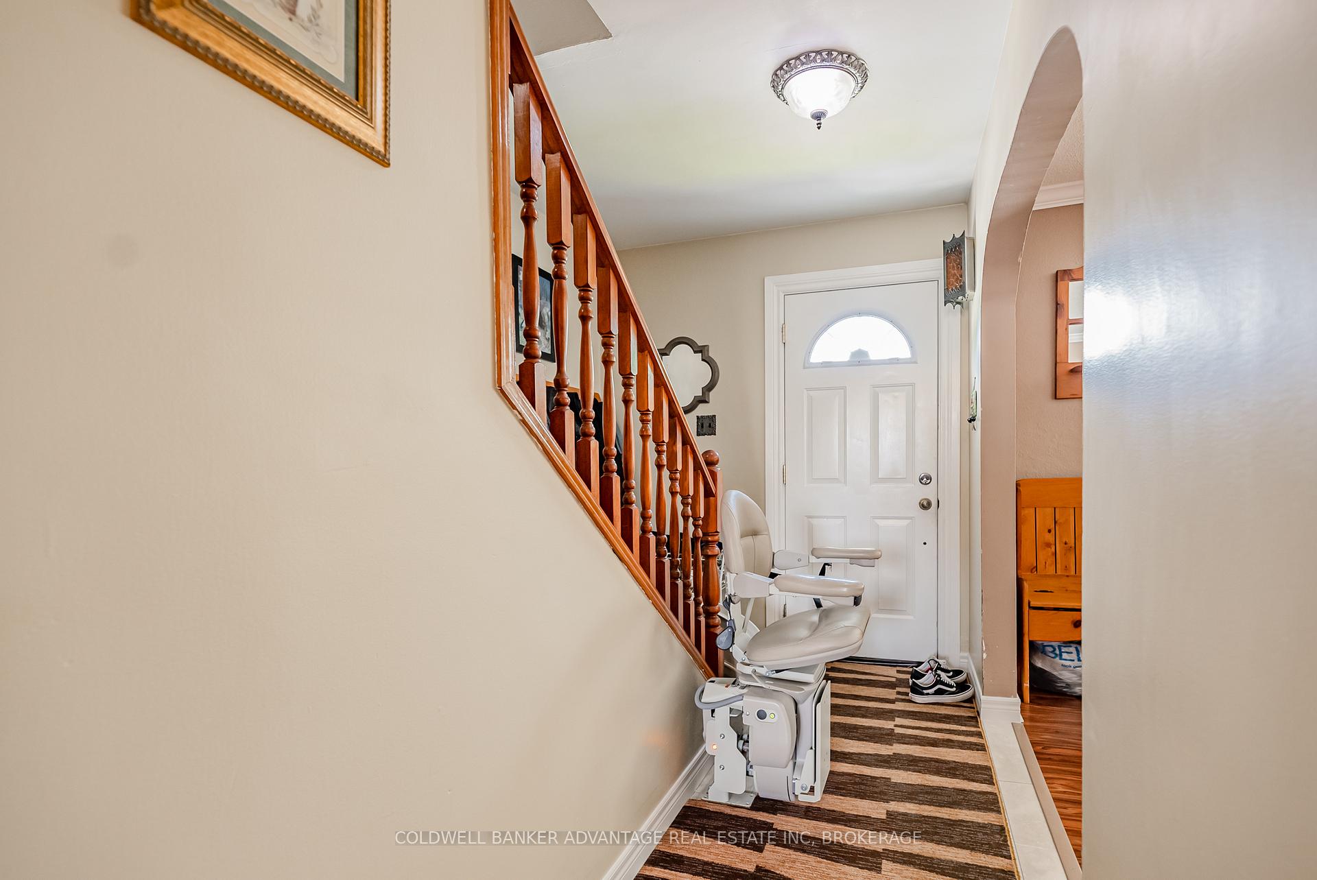 Photo 8 of 104 Wallace Avenue S, Welland, Lincoln/Crowland — HOMEH