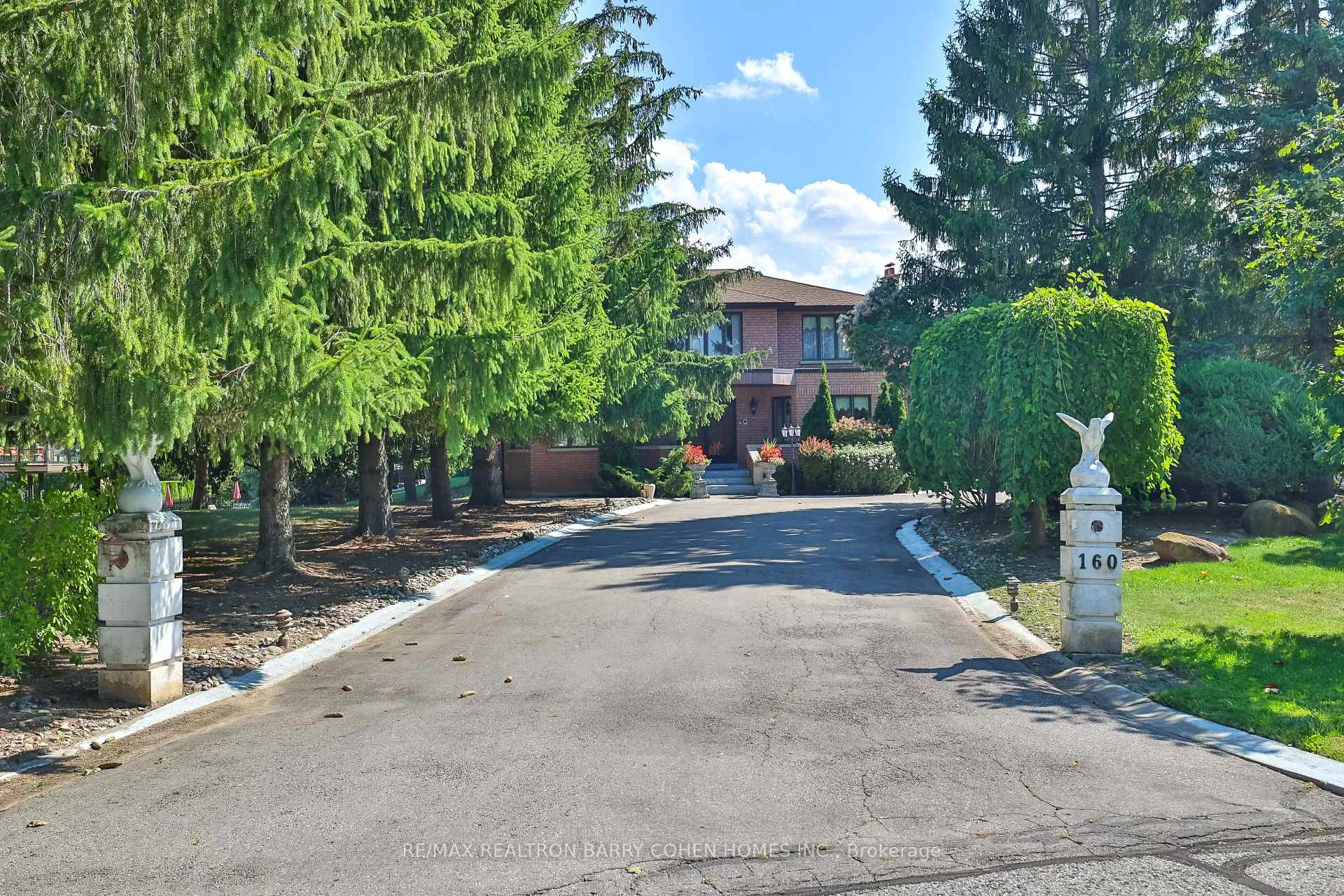 Photo 1 of 160 Millwood Parkway, Vaughan, Vellore Village — HOMEH