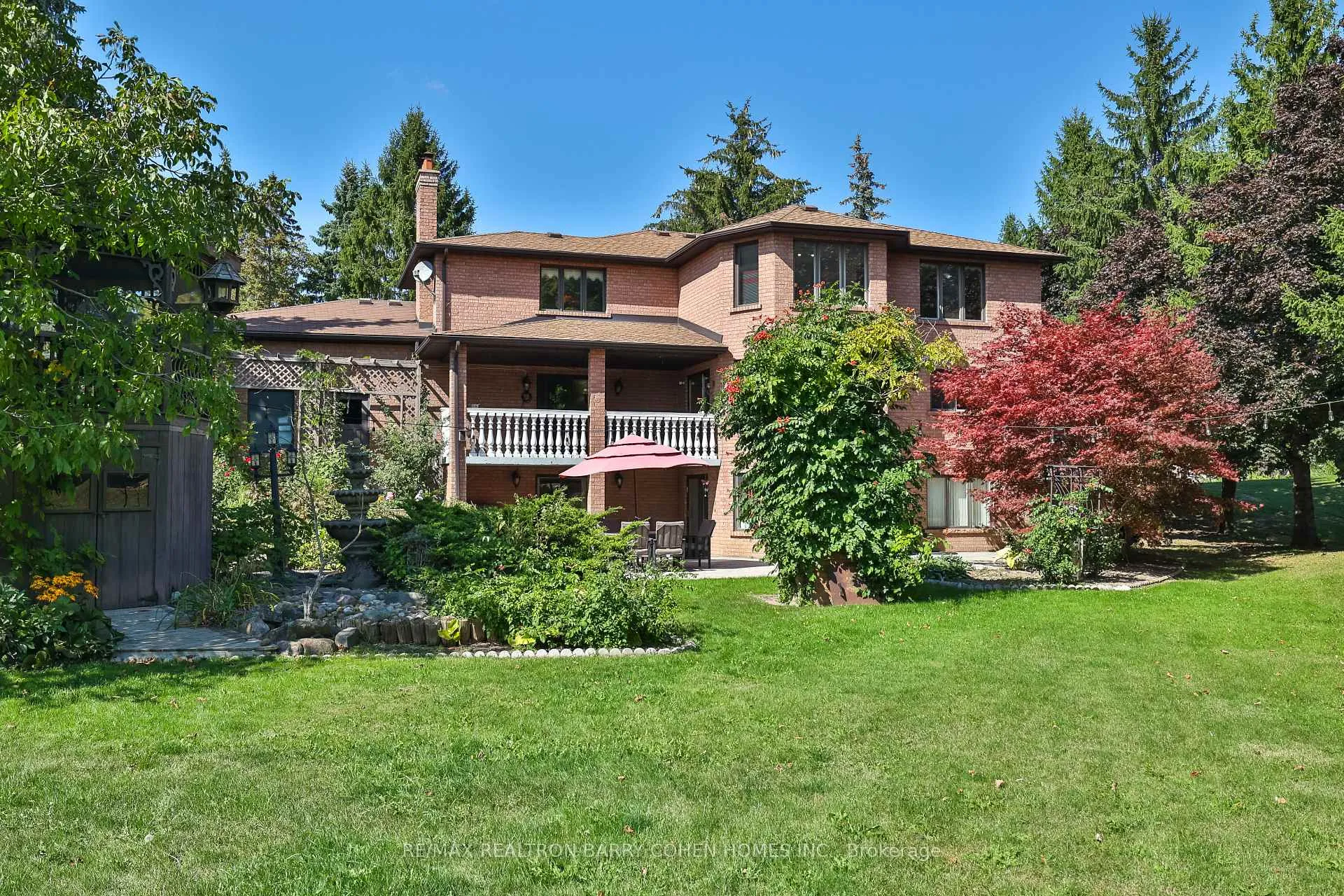 Photo 5 of 160 Millwood Parkway, Vaughan, Vellore Village — HOMEH
