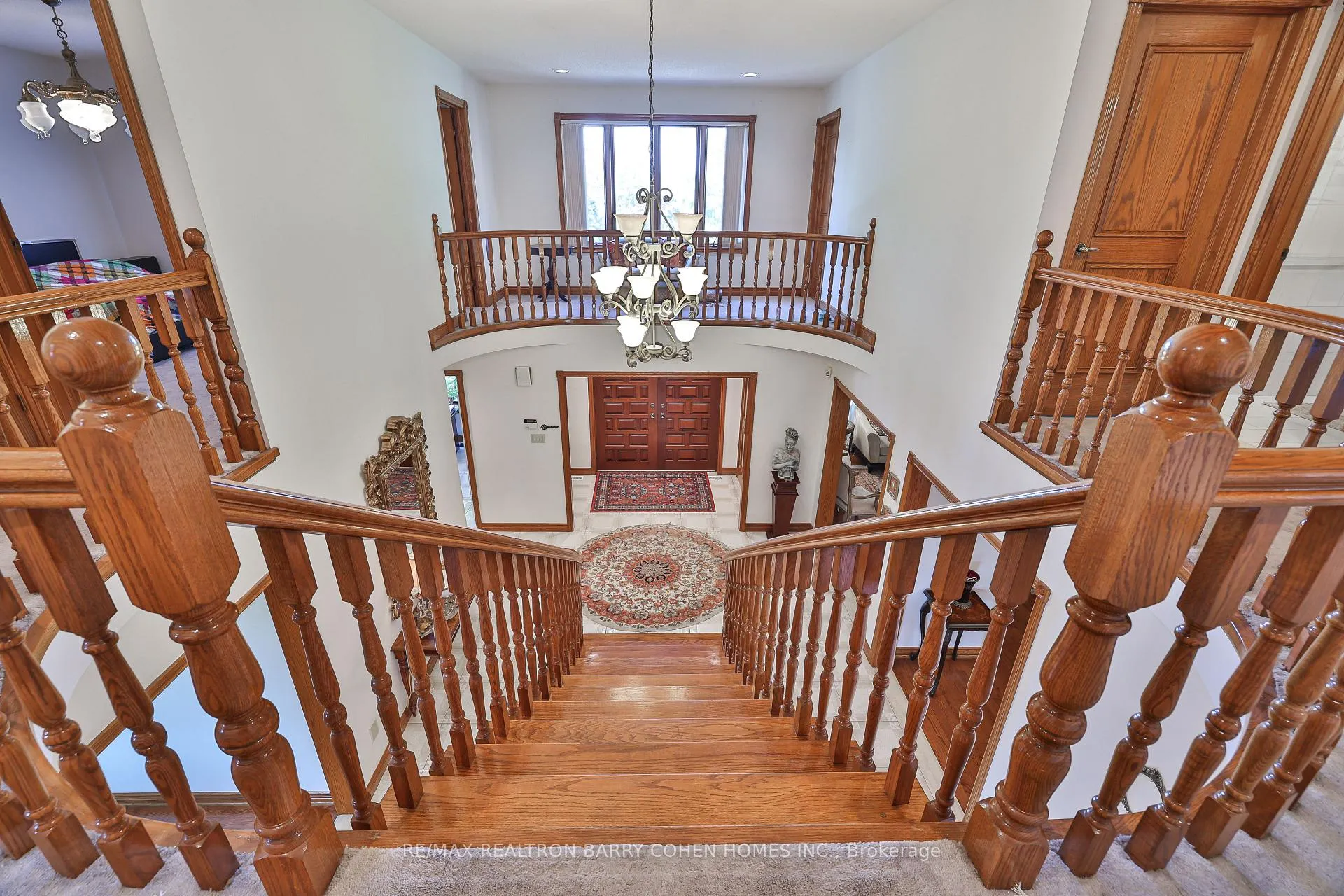 Photo 9 of 160 Millwood Parkway, Vaughan, Vellore Village — HOMEH