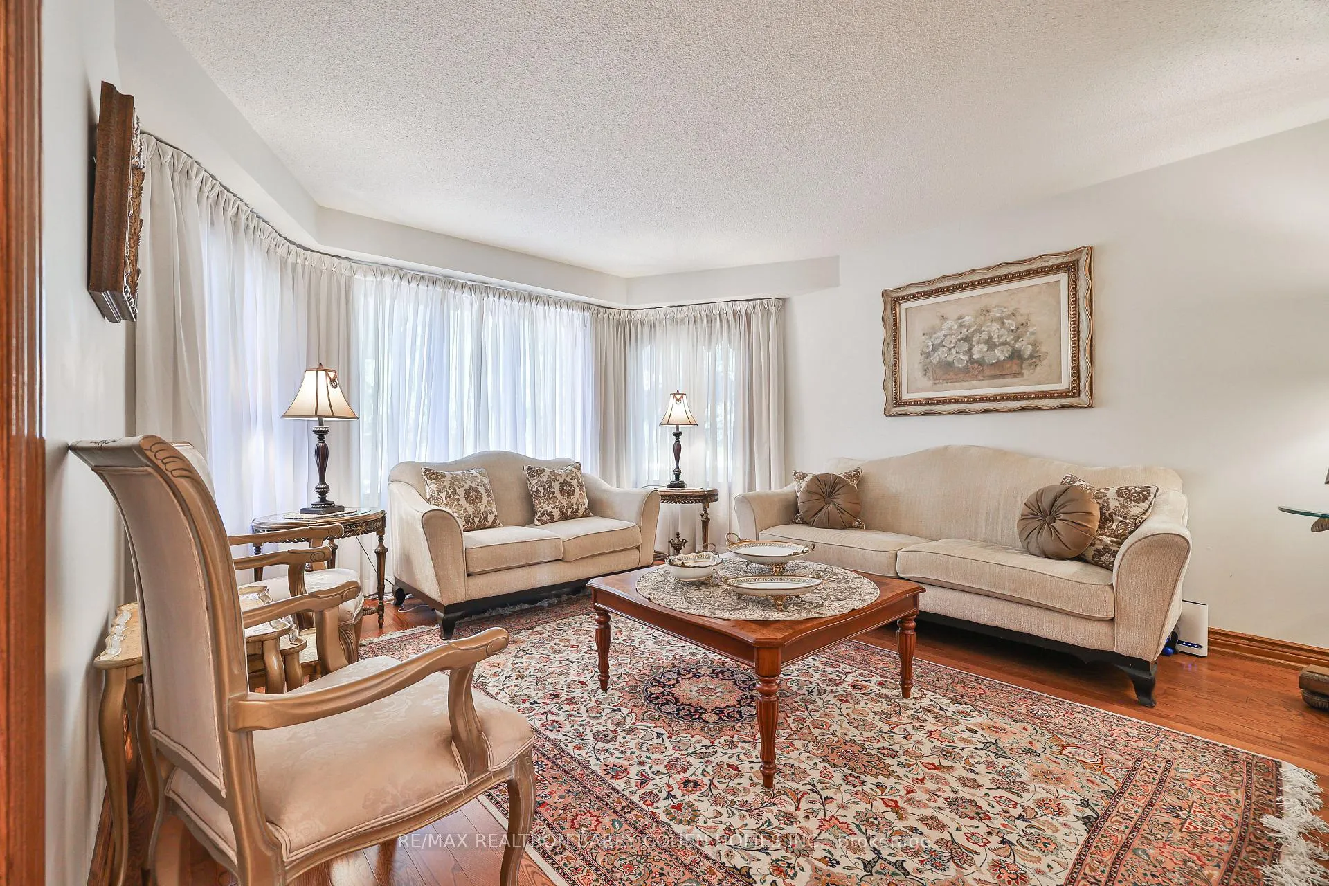 Photo 12 of 160 Millwood Parkway, Vaughan, Vellore Village — HOMEH