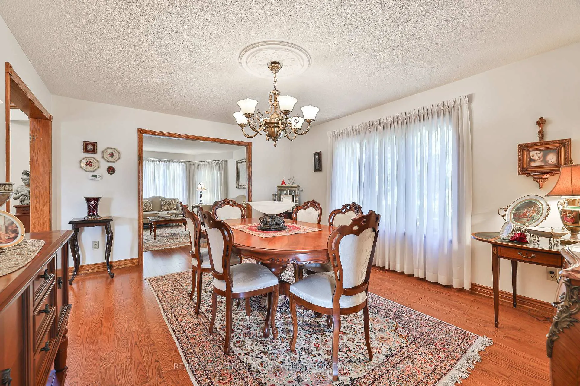 Photo 16 of 160 Millwood Parkway, Vaughan, Vellore Village — HOMEH