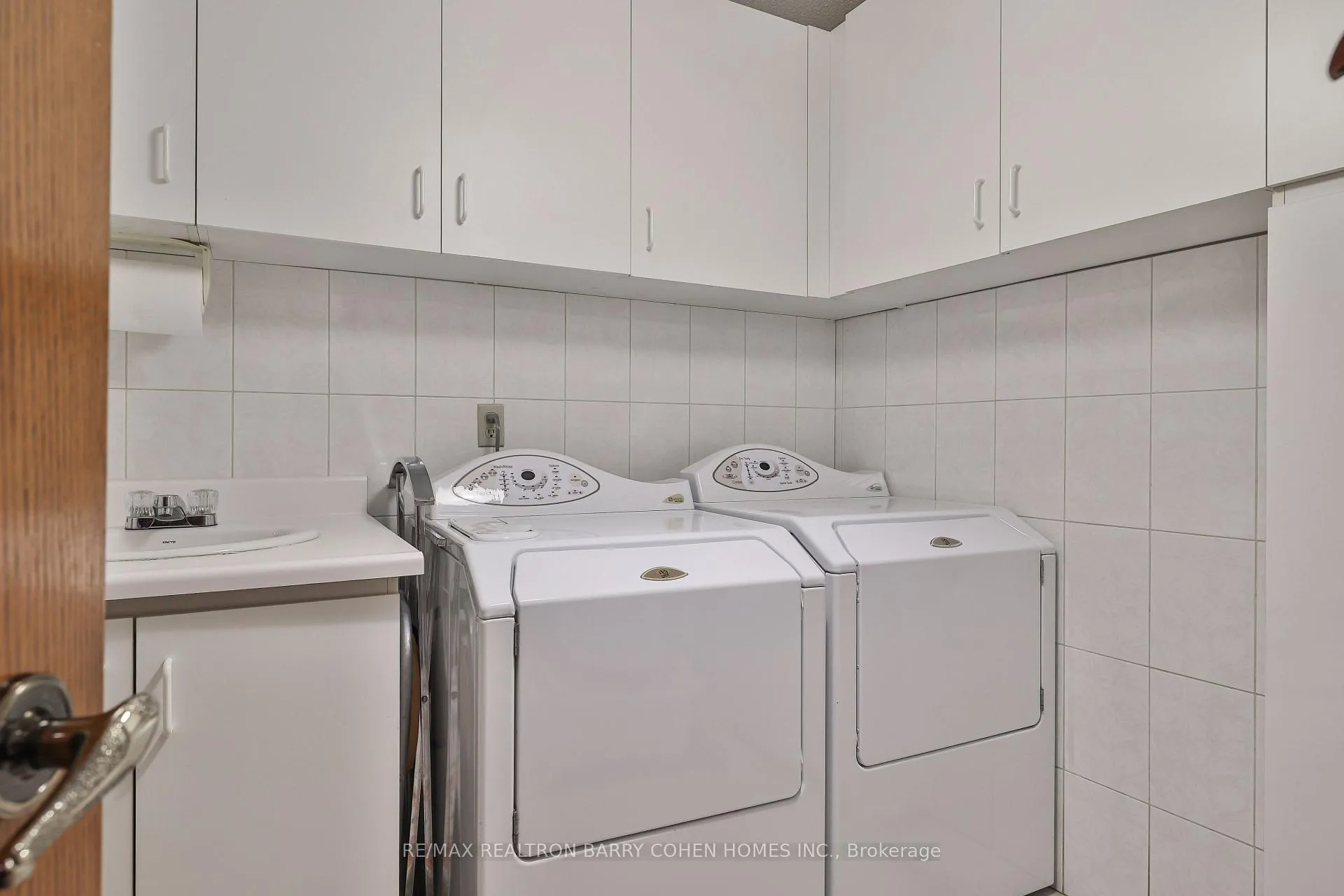 Photo 35 of 160 Millwood Parkway, Vaughan, Vellore Village — HOMEH