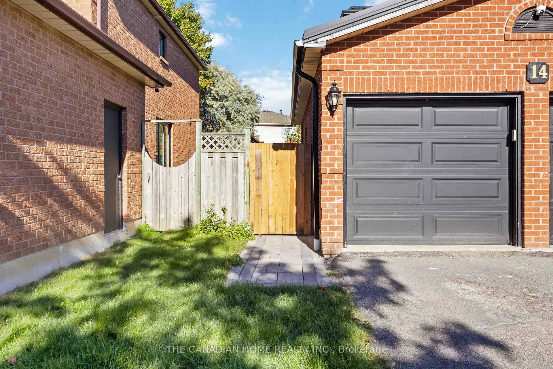 Photo 4 of 14 Fallingbrook Street, Whitby, Pringle Creek — HOMEH