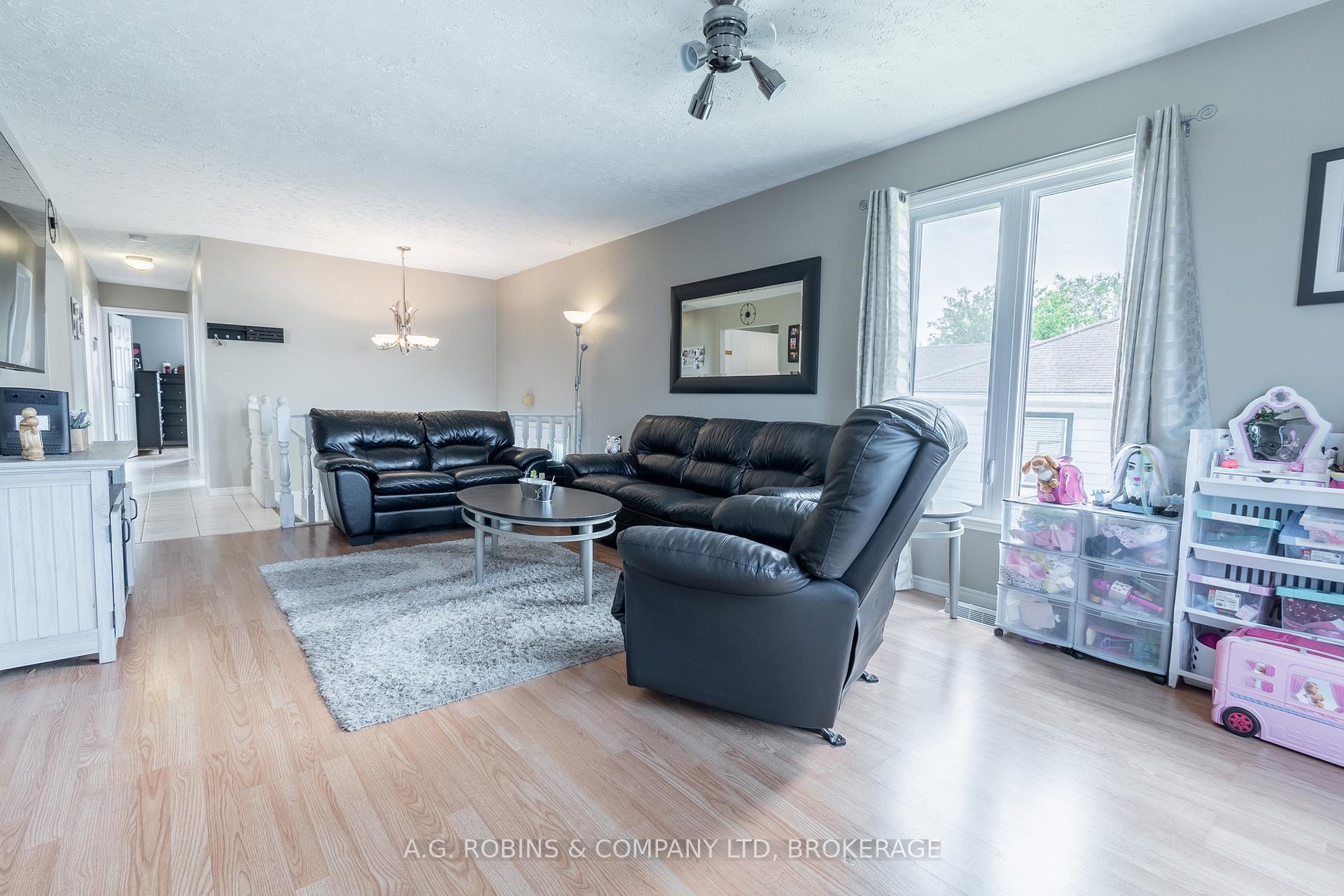 Photo 12 of 465 David Street, Welland, Lincoln/Crowland — HOMEH