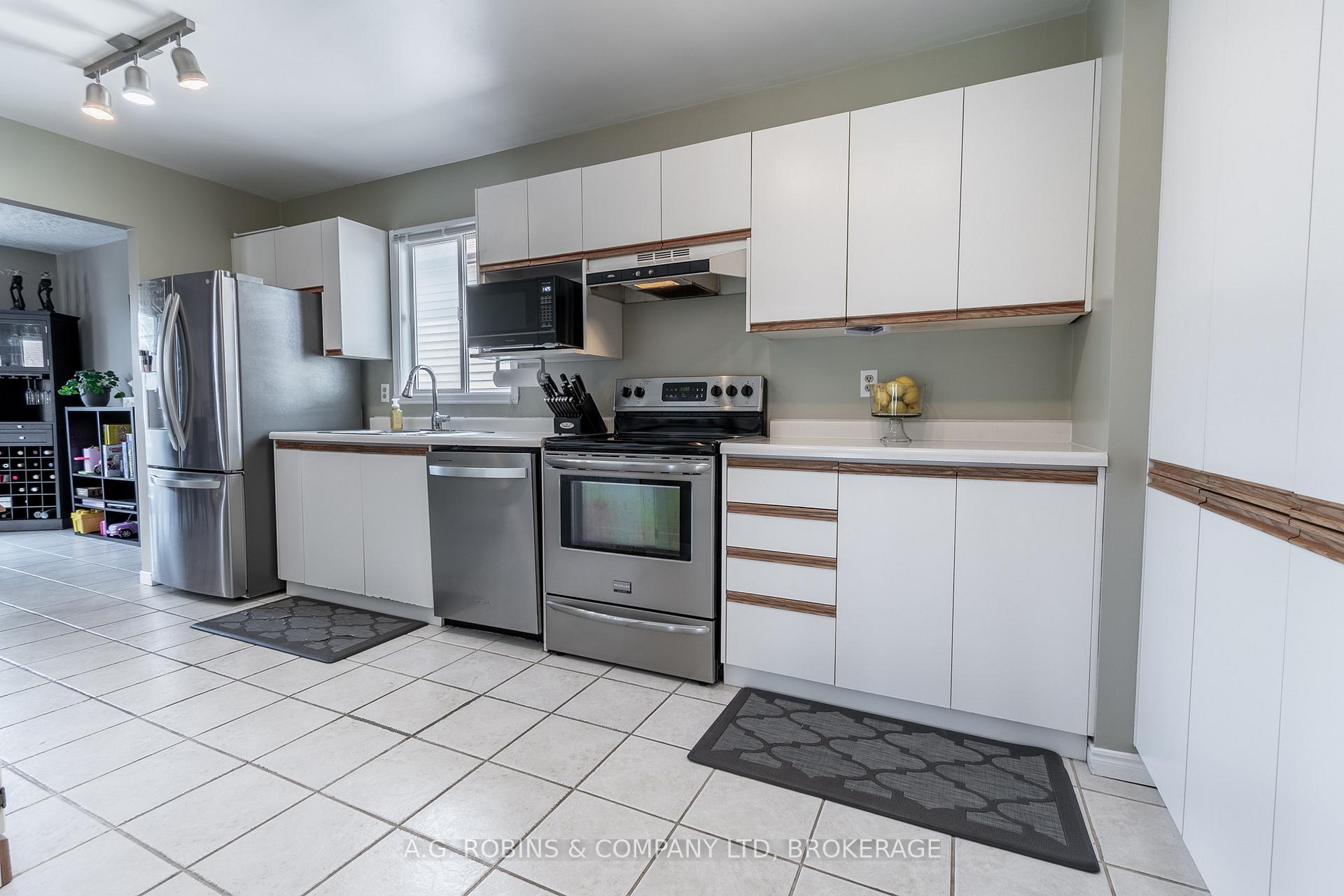 Photo 16 of 465 David Street, Welland, Lincoln/Crowland — HOMEH