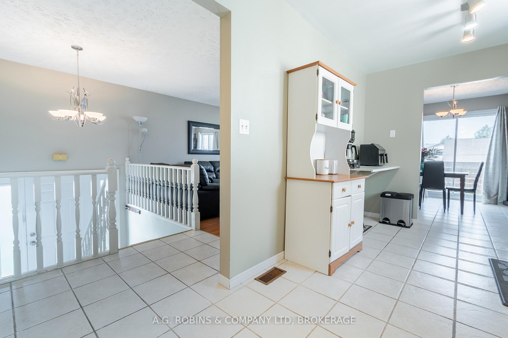 Photo 19 of 465 David Street, Welland, Lincoln/Crowland — HOMEH