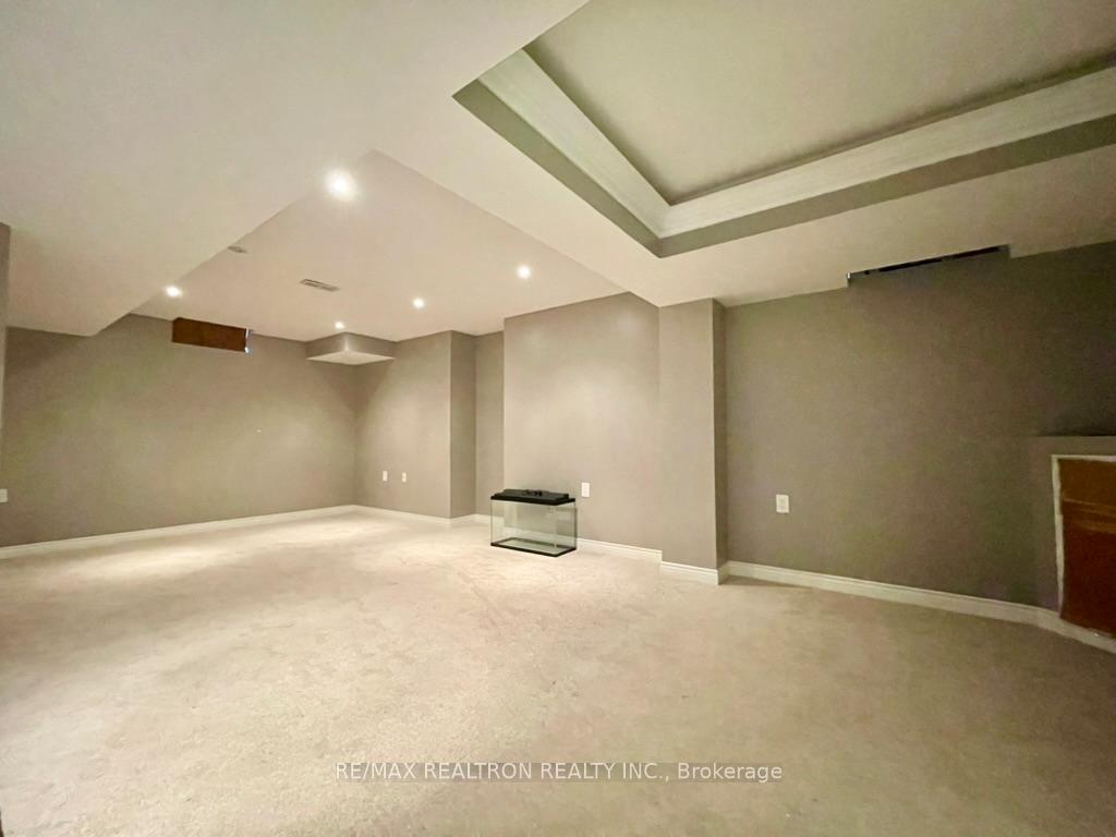 Photo 16 of 72 Darren Avenue, Whitby, Rolling Acres — HOMEH