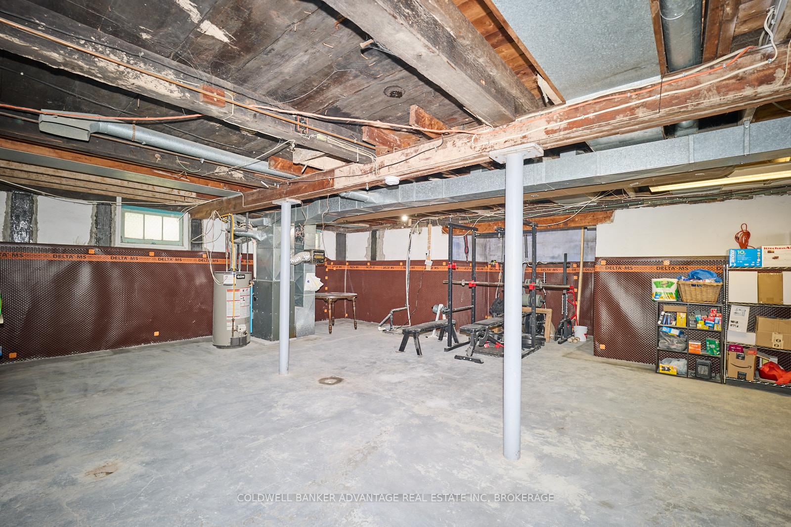 Photo 20 of 112 St Augustine Avenue, Welland, Broadway — HOMEH