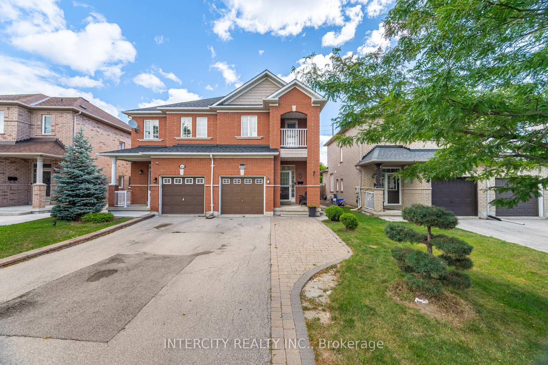 Photo 2 of 167 Terra Road, Vaughan, East Woodbridge — HOMEH