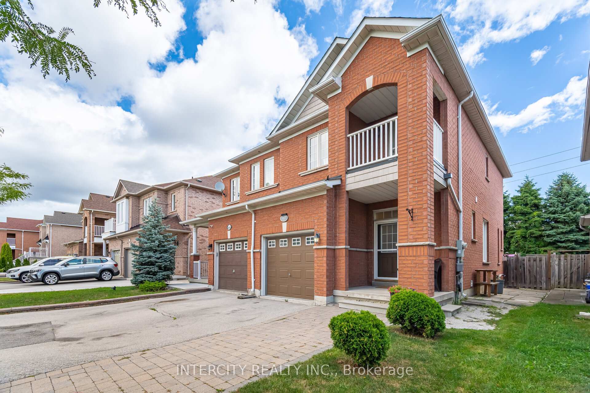 Photo 3 of 167 Terra Road, Vaughan, East Woodbridge — HOMEH