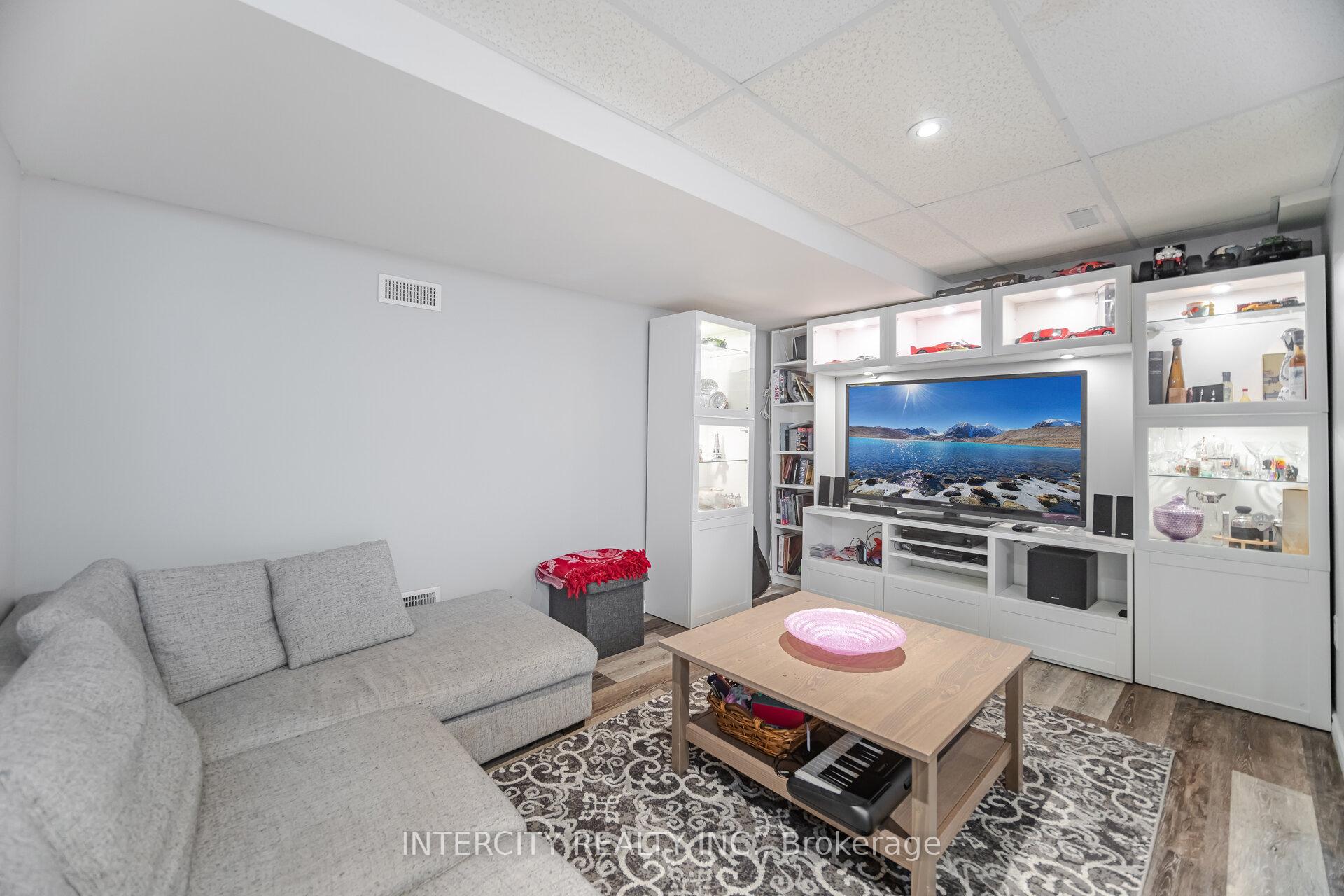 Photo 44 of 167 Terra Road, Vaughan, East Woodbridge — HOMEH