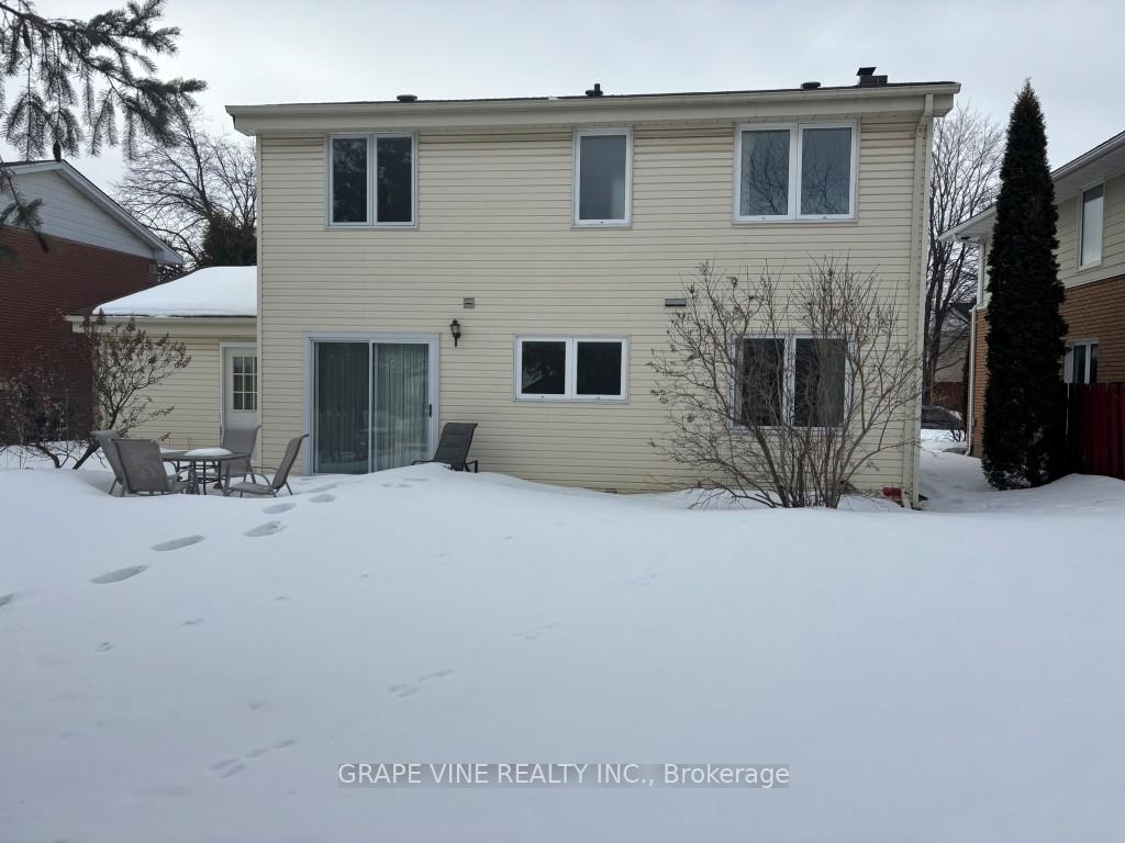 Photo 16 of 2371 Briar Hill Drive, Ottawa, Guildwood Estates - Urbandale Acres — HOMEH
