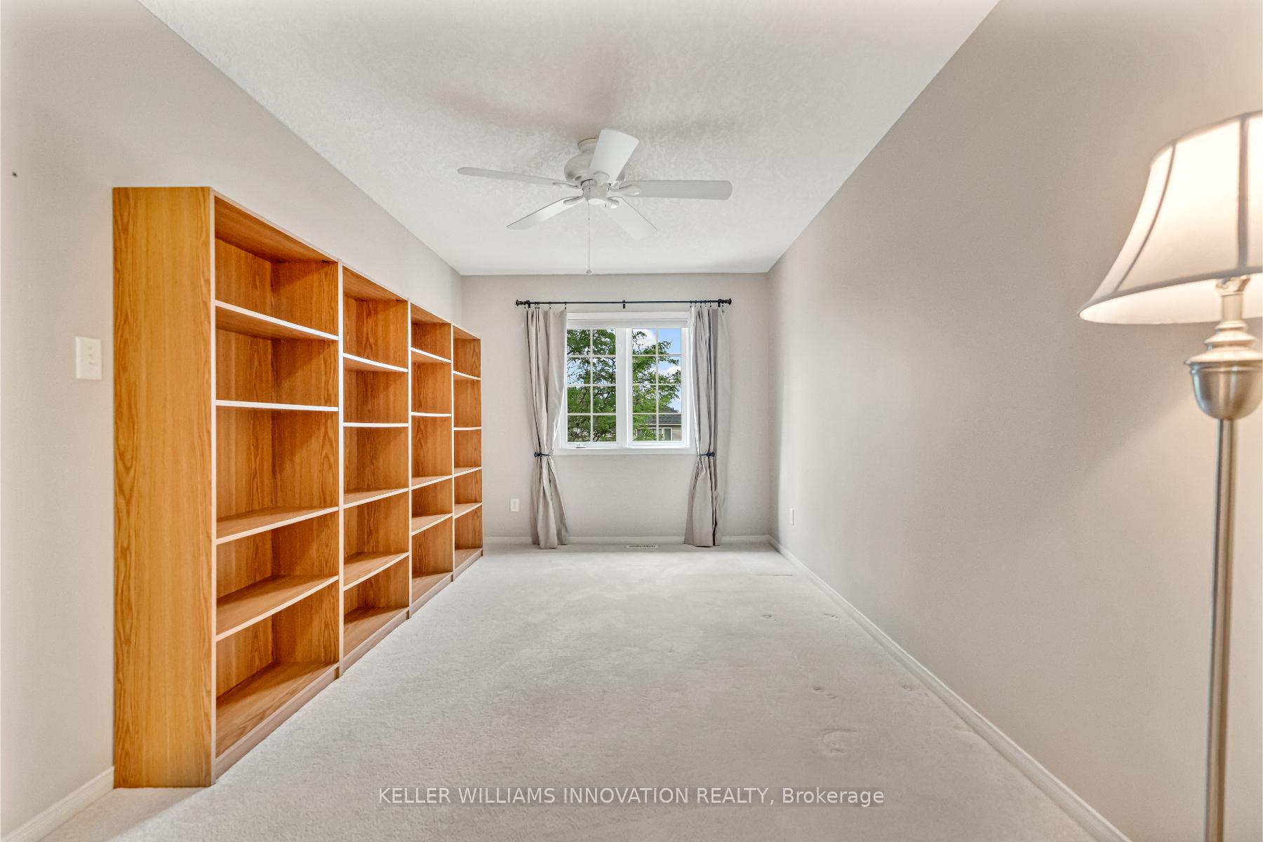 Photo 24 of 598 New Bedford Drive, Waterloo — HOMEH