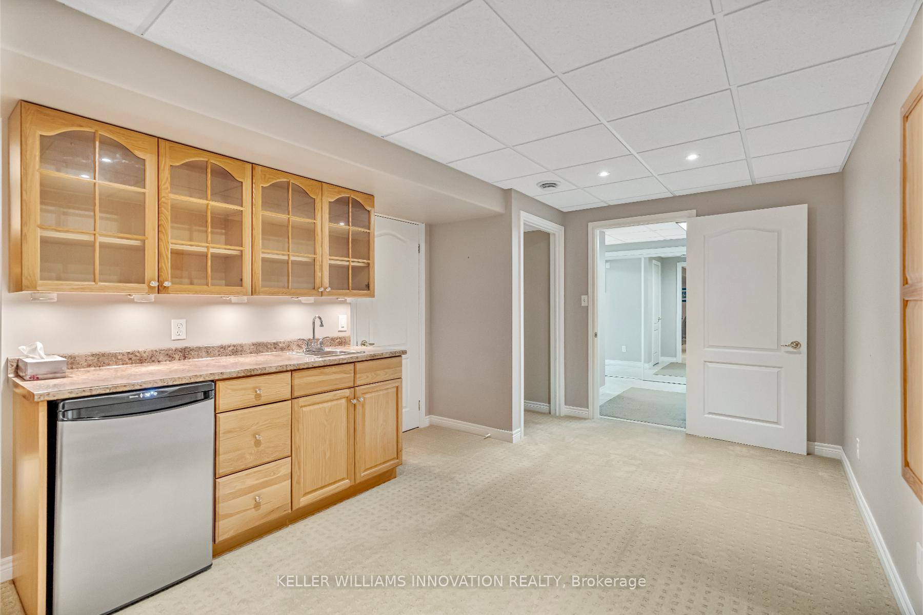 Photo 40 of 598 New Bedford Drive, Waterloo — HOMEH