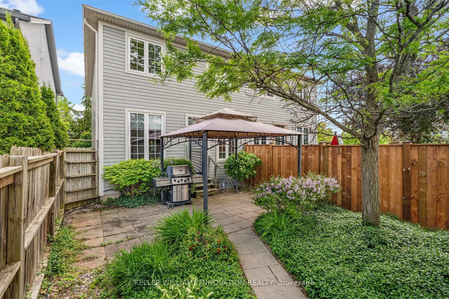 Photo 47 of 598 New Bedford Drive, Waterloo — HOMEH