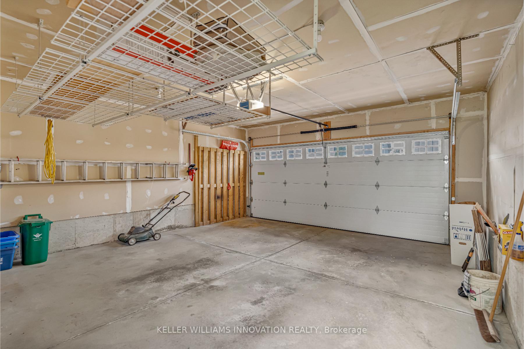 Photo 50 of 598 New Bedford Drive, Waterloo — HOMEH