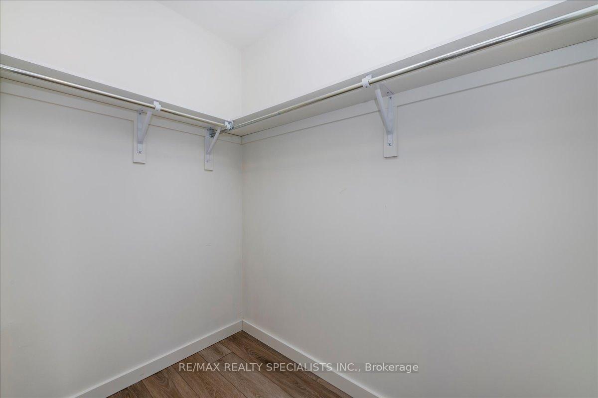 Photo 16 of 34 Rainwater Lane, Barrie, Holly — HOMEH