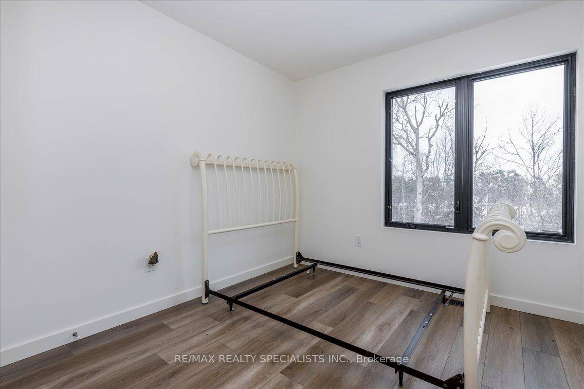 Photo 18 of 34 Rainwater Lane, Barrie, Holly — HOMEH