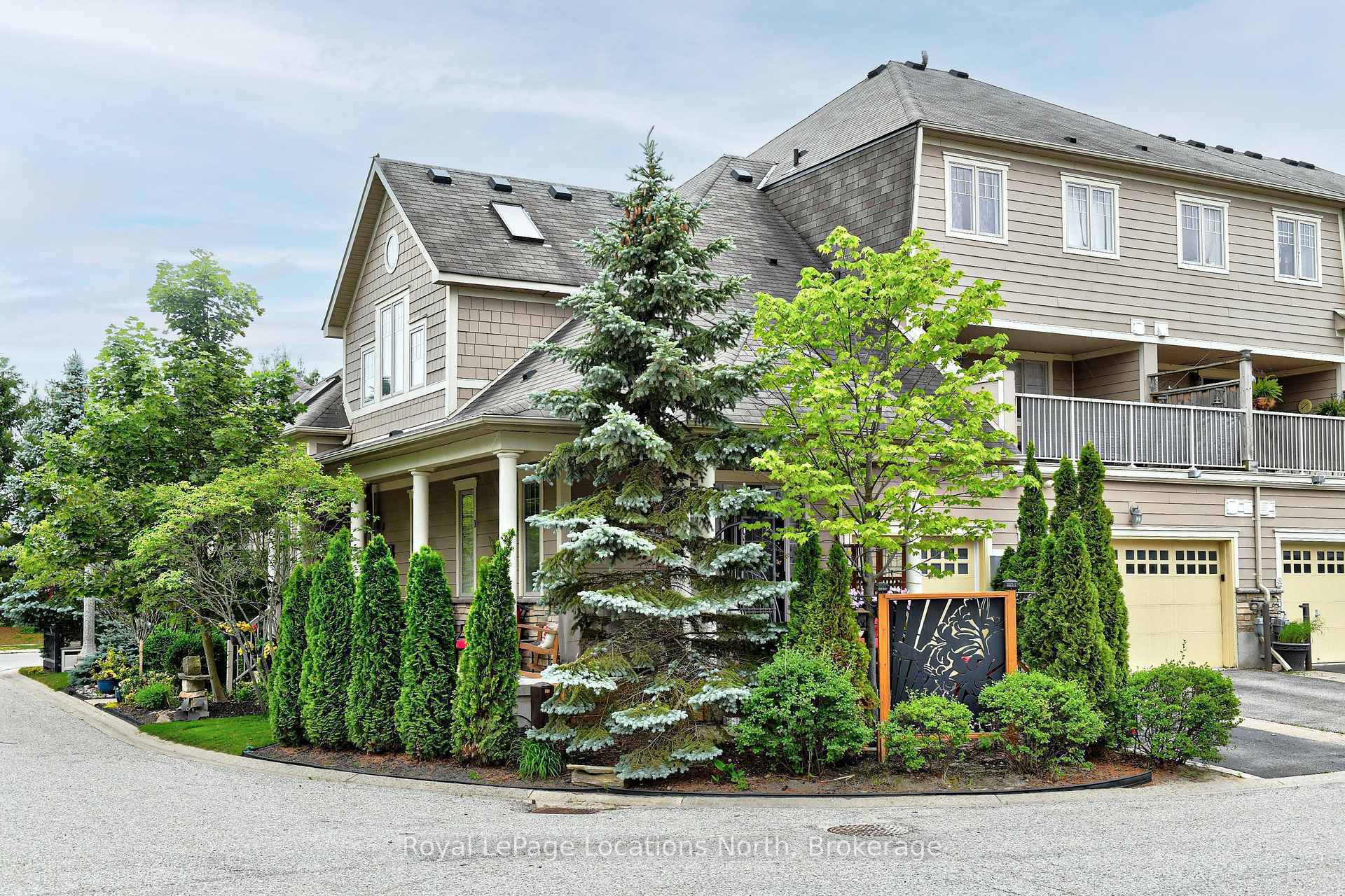 Photo 4 of 8 Covington Blue Crescent, Wasaga Beach — HOMEH