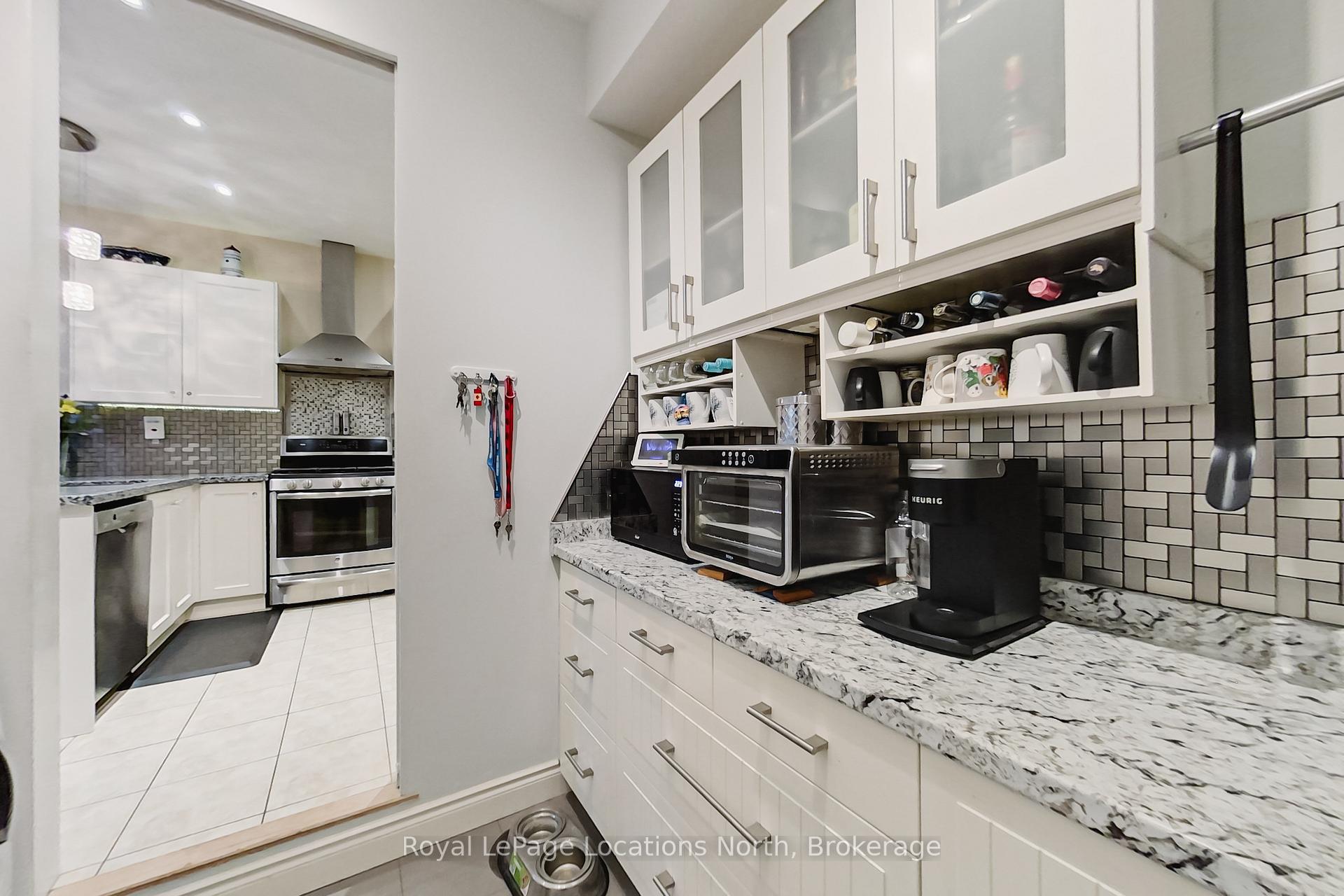Photo 18 of 8 Covington Blue Crescent, Wasaga Beach — HOMEH