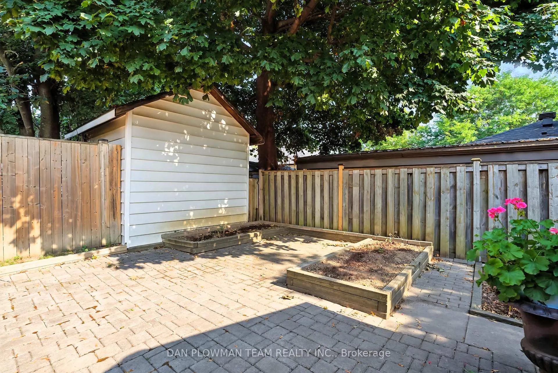 Photo 39 of 1001 Wardman Crescent, Whitby, Williamsburg — HOMEH
