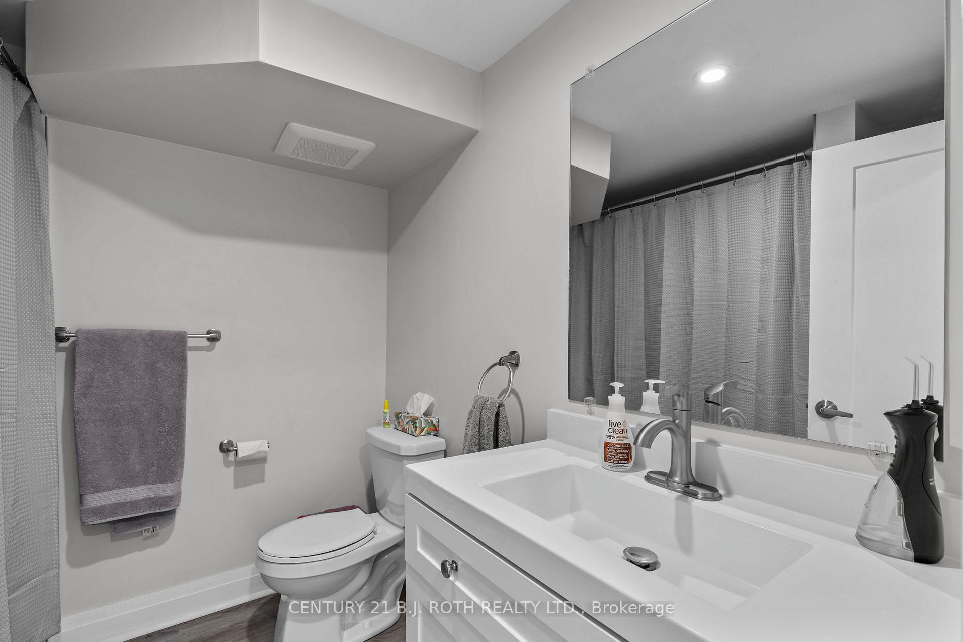 Photo 13 of 215 Rose Street, Barrie, Wellington — HOMEH