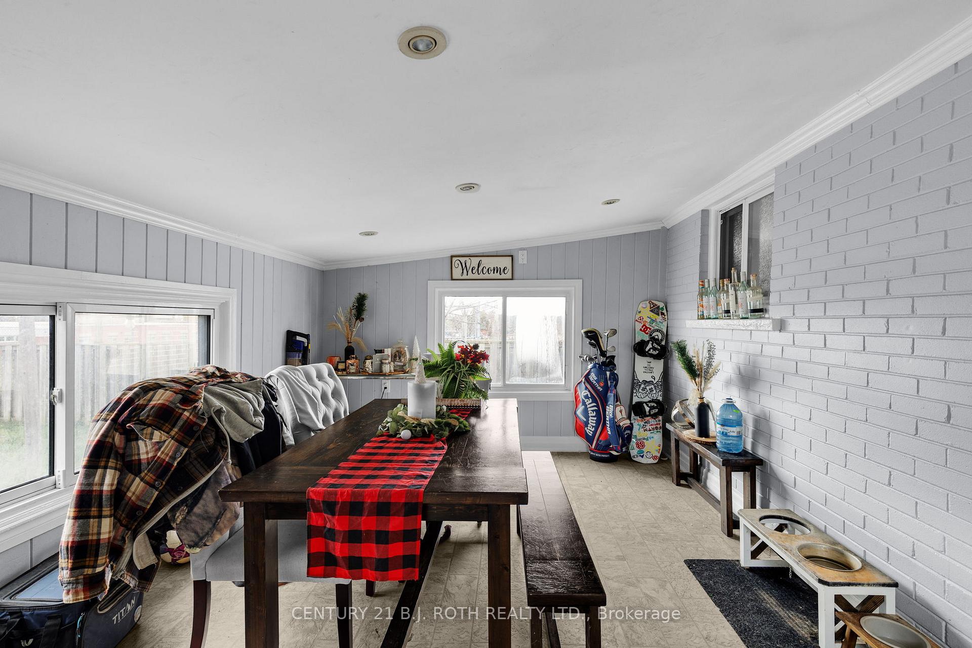 Photo 20 of 215 Rose Street, Barrie, Wellington — HOMEH