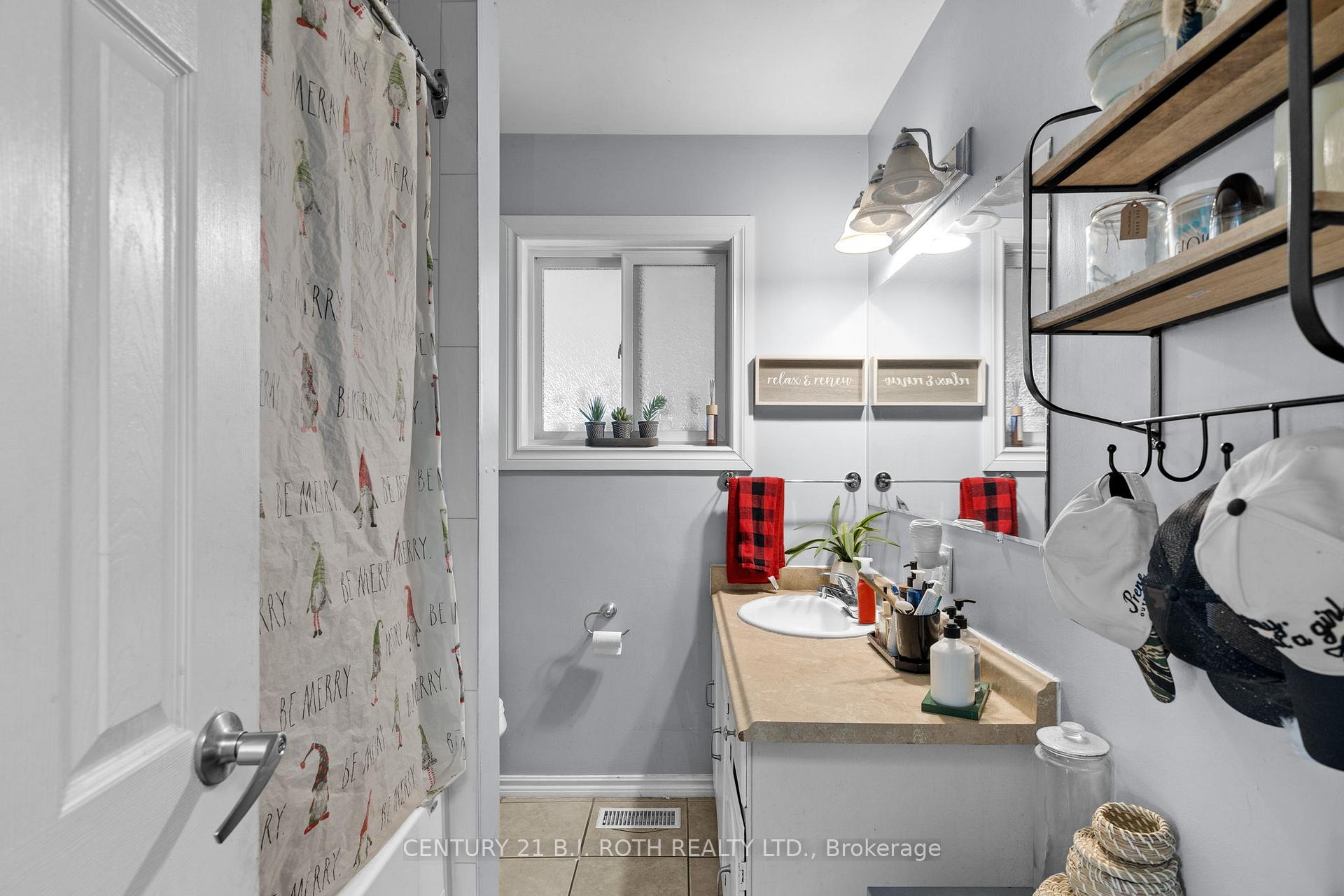 Photo 28 of 215 Rose Street, Barrie, Wellington — HOMEH