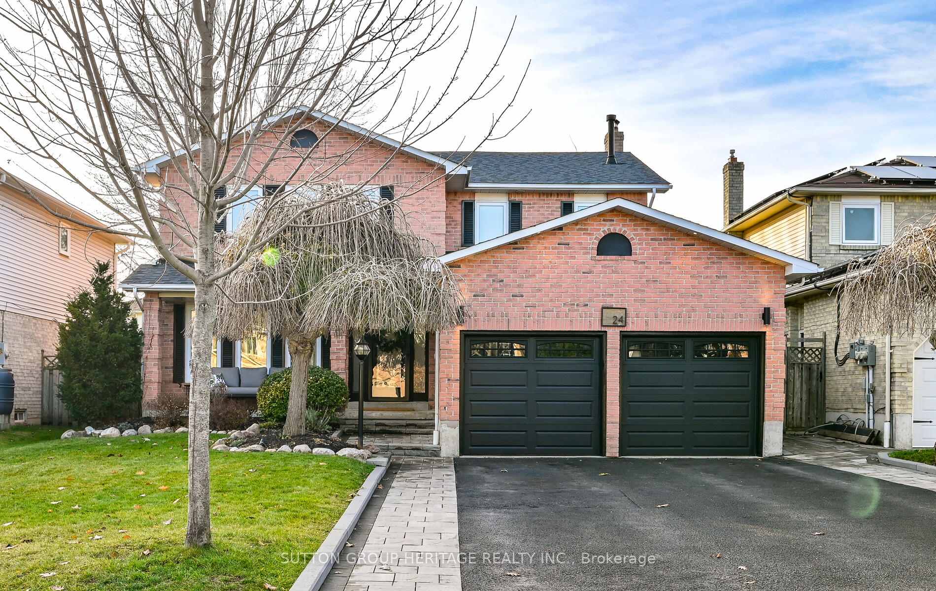 Photo 1 of 24 Gladiola Court, Whitby, Rolling Acres — HOMEH