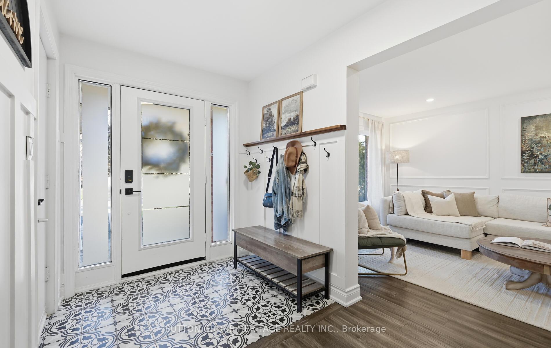 Photo 5 of 24 Gladiola Court, Whitby, Rolling Acres — HOMEH