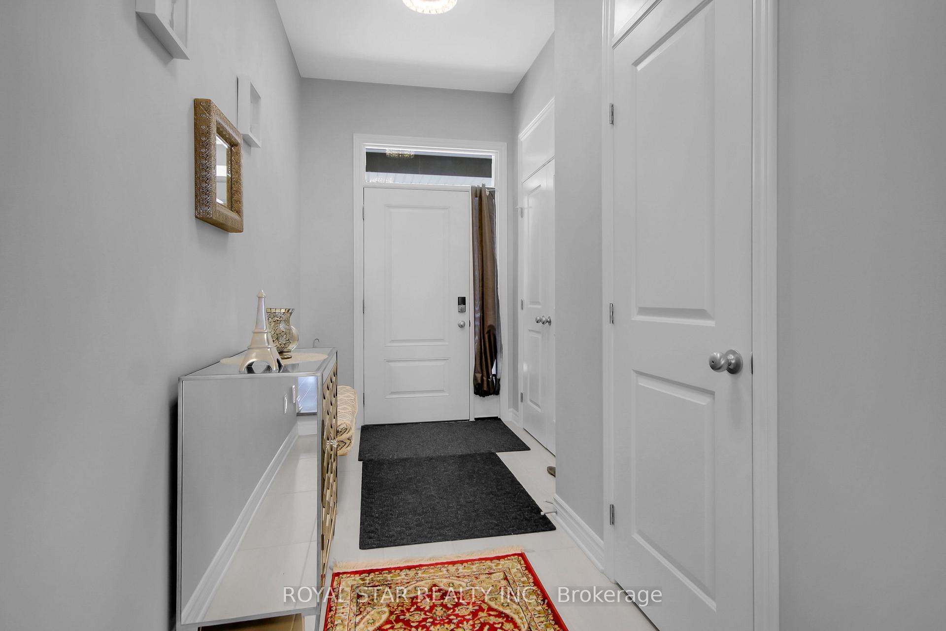 Photo 4 of 110 Nepeta Crescent, Ottawa, Blossom Park/Kemp Park/Findlay Creek — HOMEH
