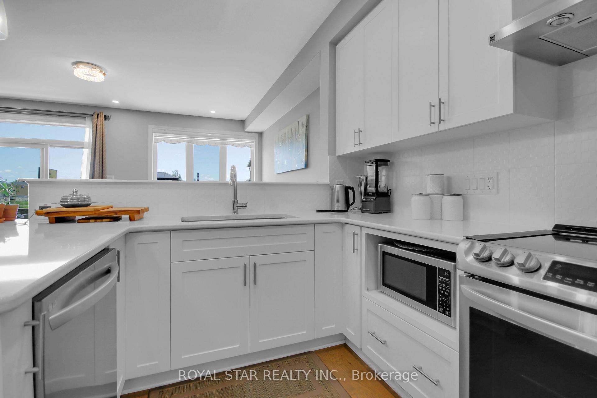 Photo 9 of 110 Nepeta Crescent, Ottawa, Blossom Park/Kemp Park/Findlay Creek — HOMEH