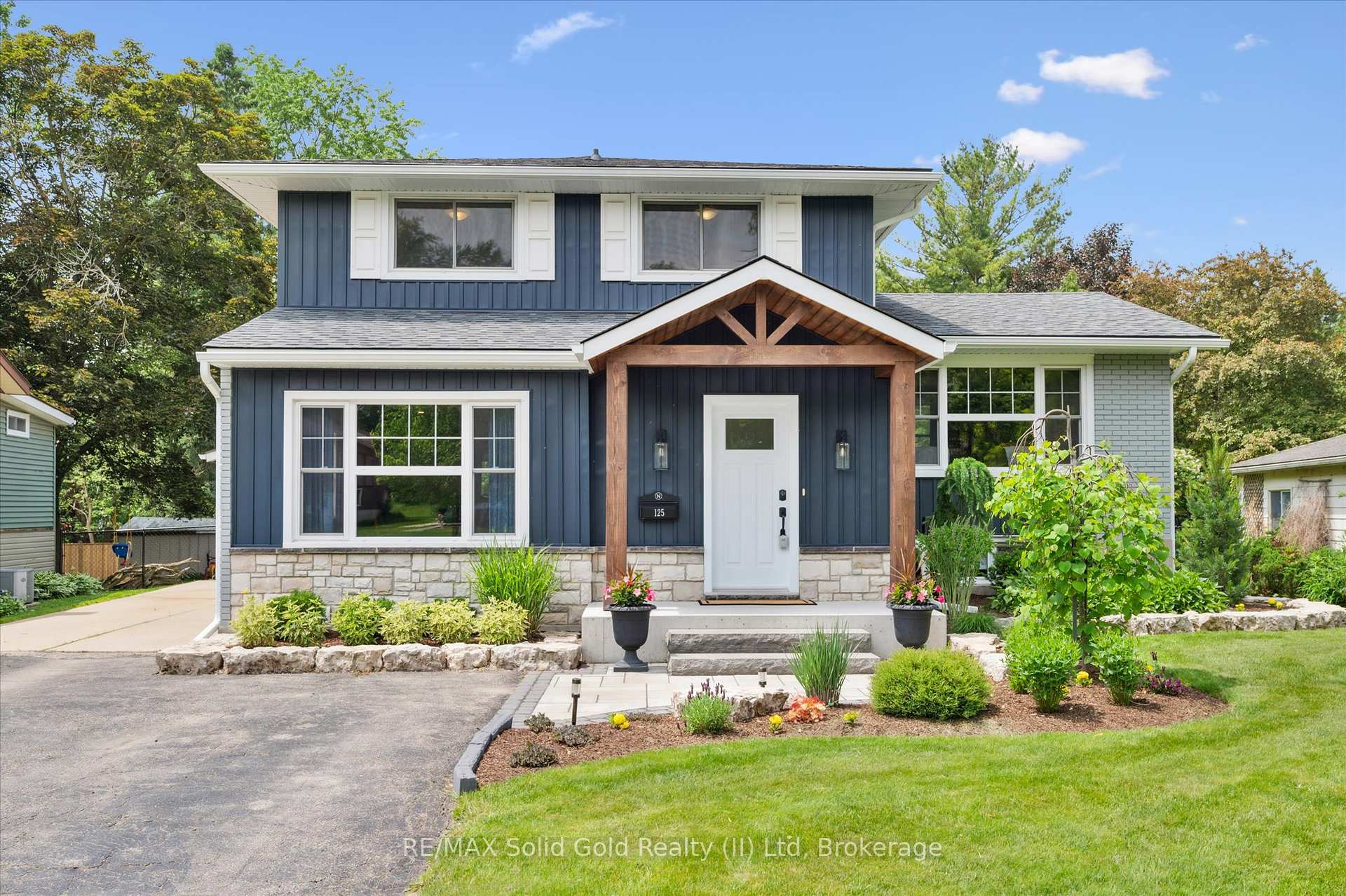 Photo 1 of 125 Macgregor Crescent, Waterloo — HOMEH