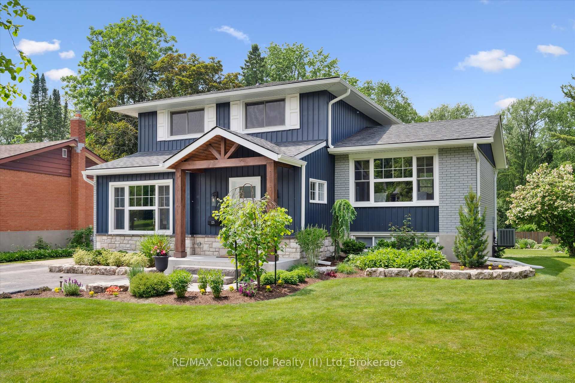 Photo 4 of 125 Macgregor Crescent, Waterloo — HOMEH