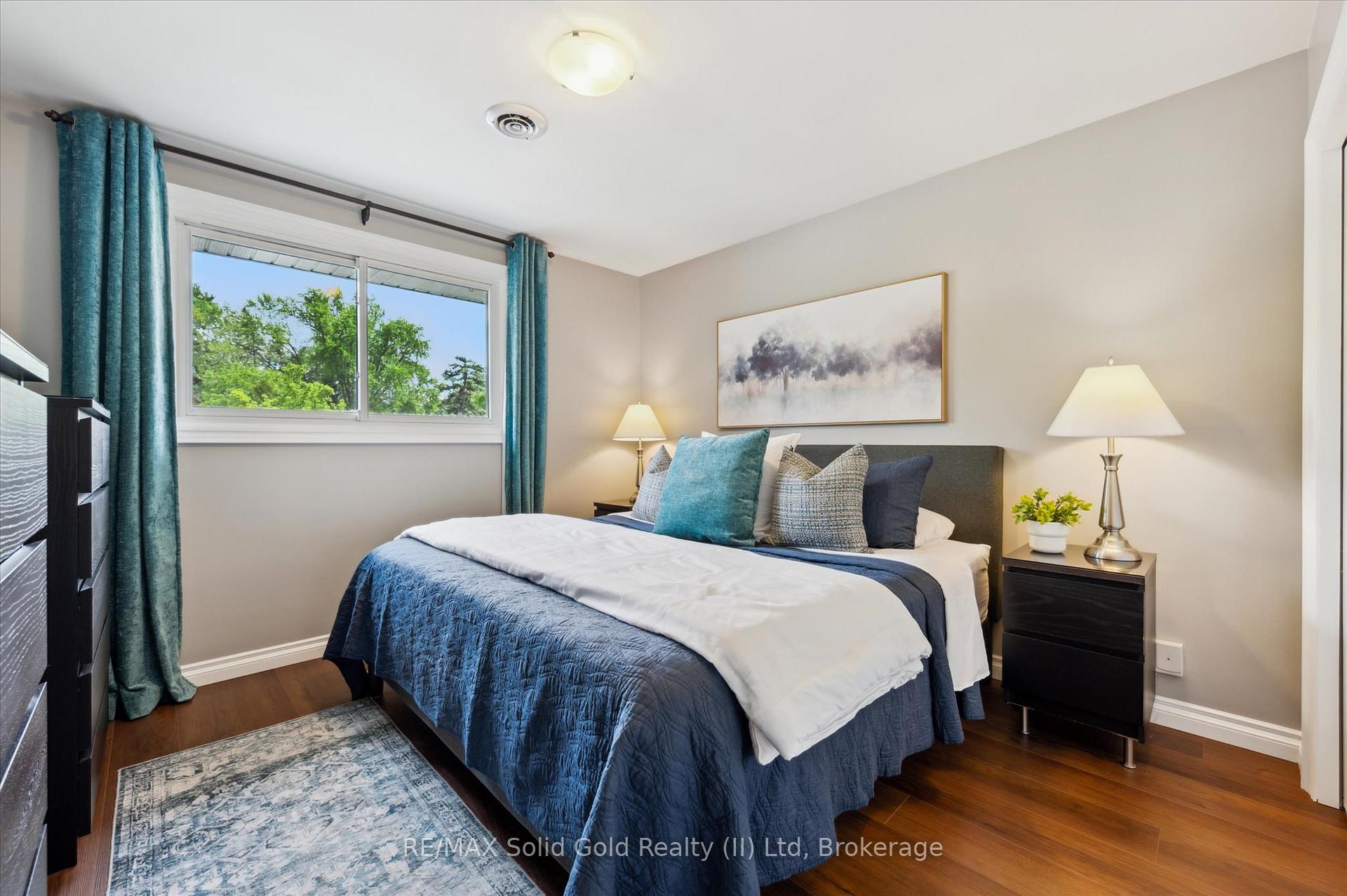 Photo 20 of 125 Macgregor Crescent, Waterloo — HOMEH