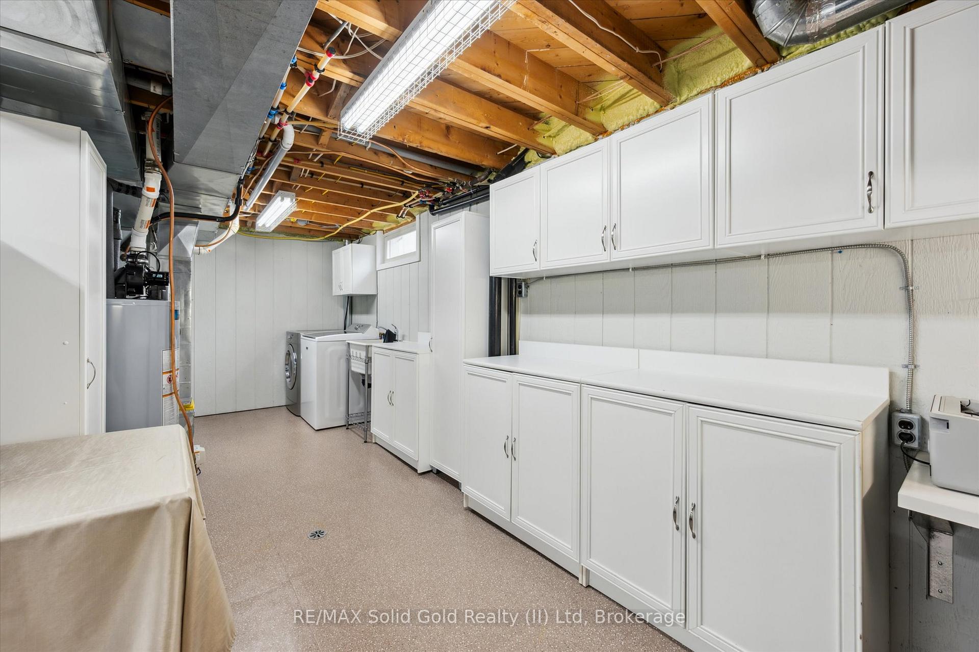 Photo 33 of 125 Macgregor Crescent, Waterloo — HOMEH