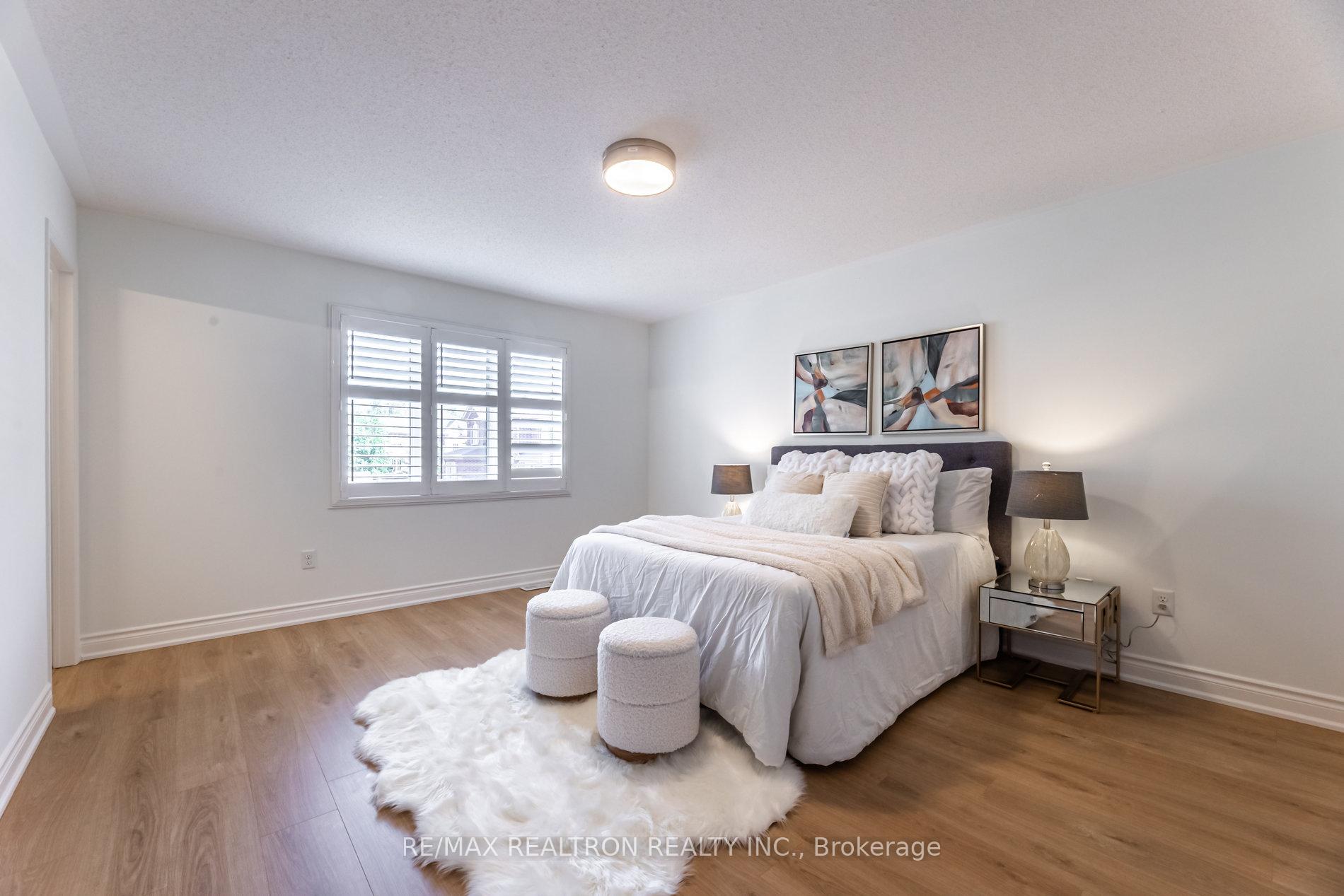 Photo 23 of 18 Summerside Avenue, Whitby, Taunton North — HOMEH