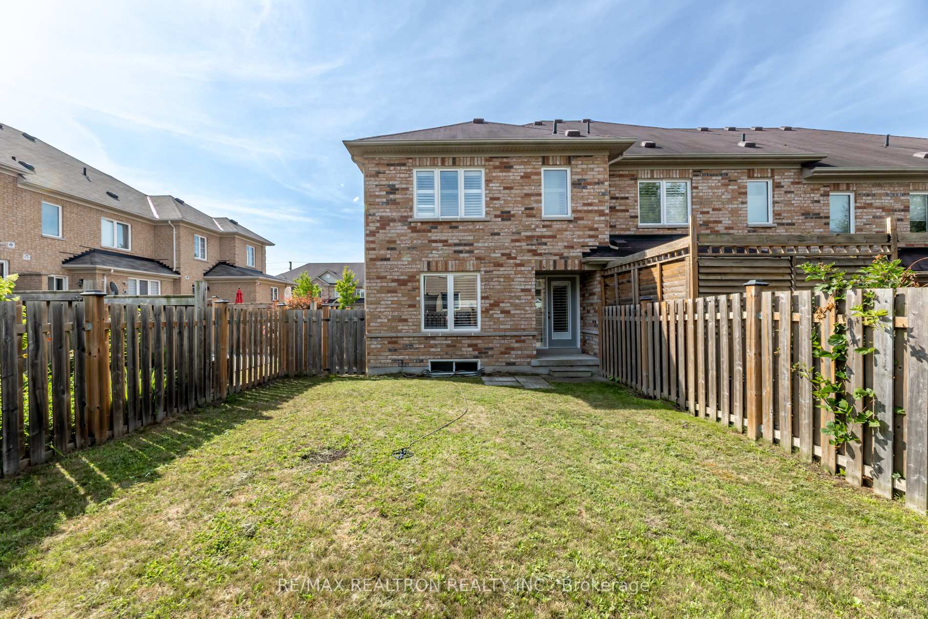 Photo 34 of 18 Summerside Avenue, Whitby, Taunton North — HOMEH
