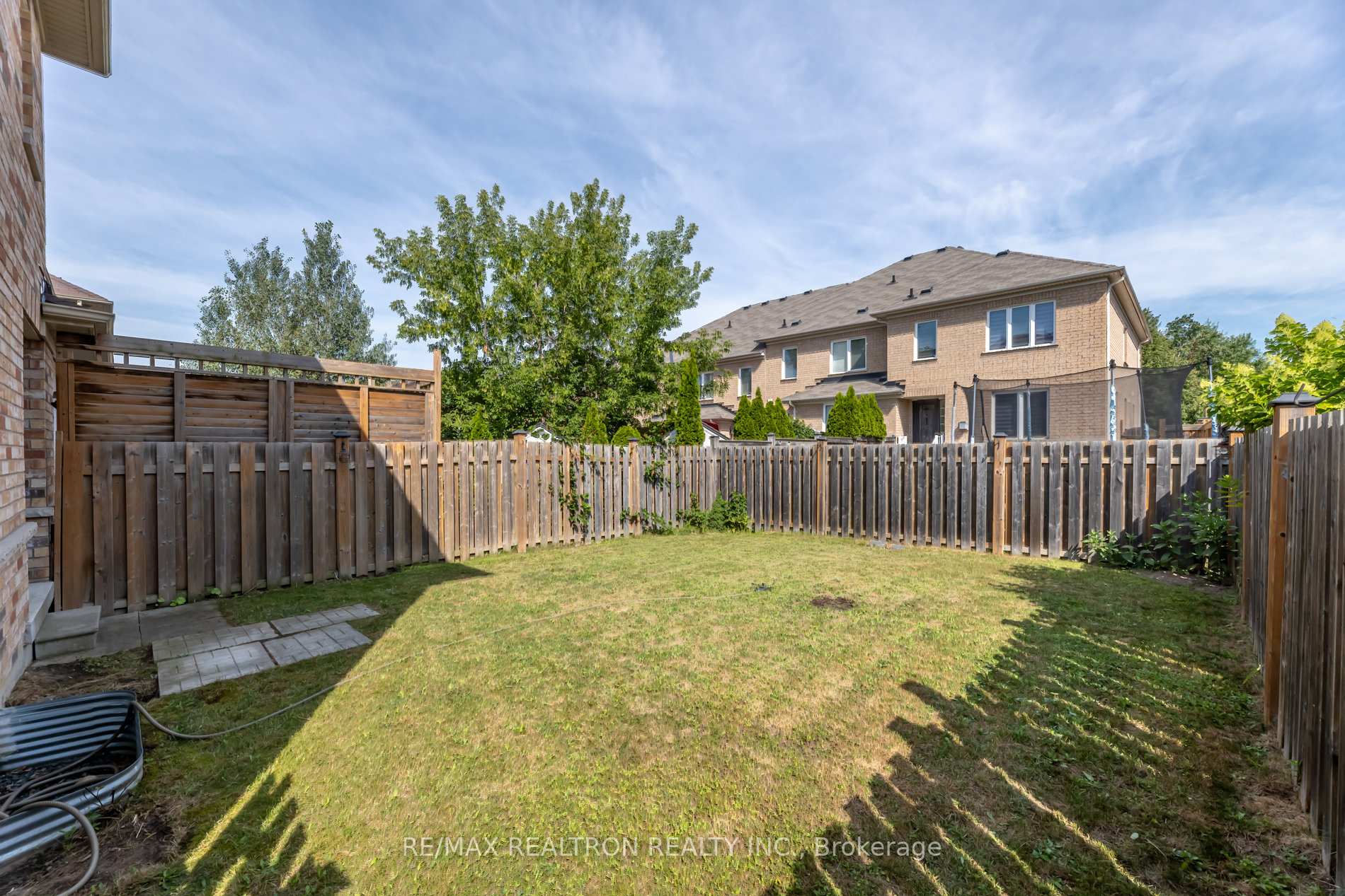 Photo 38 of 18 Summerside Avenue, Whitby, Taunton North — HOMEH