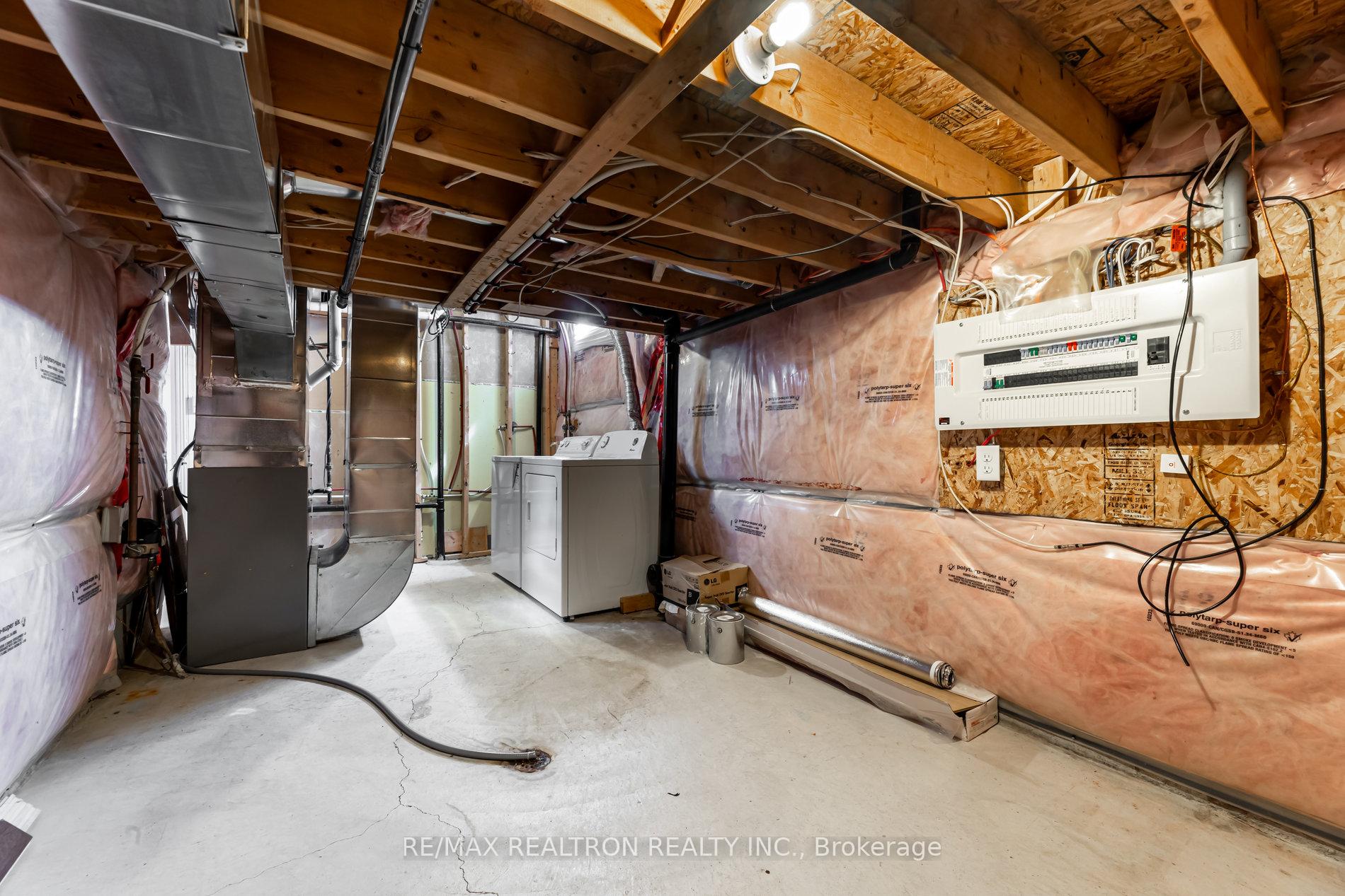 Photo 41 of 18 Summerside Avenue, Whitby, Taunton North — HOMEH