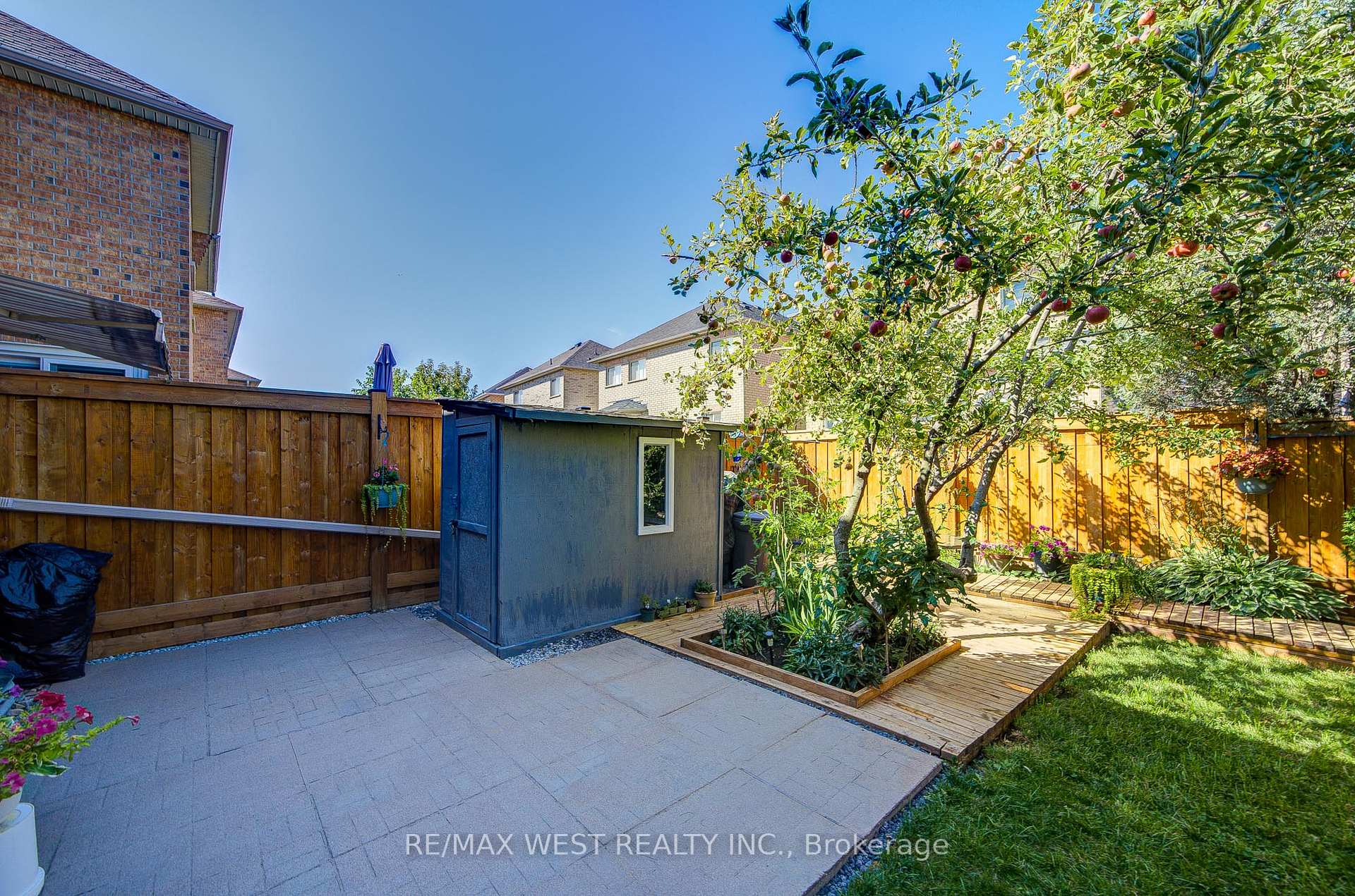 Photo 18 of 294 Hawkview Boulevard, Vaughan, Vellore Village — HOMEH