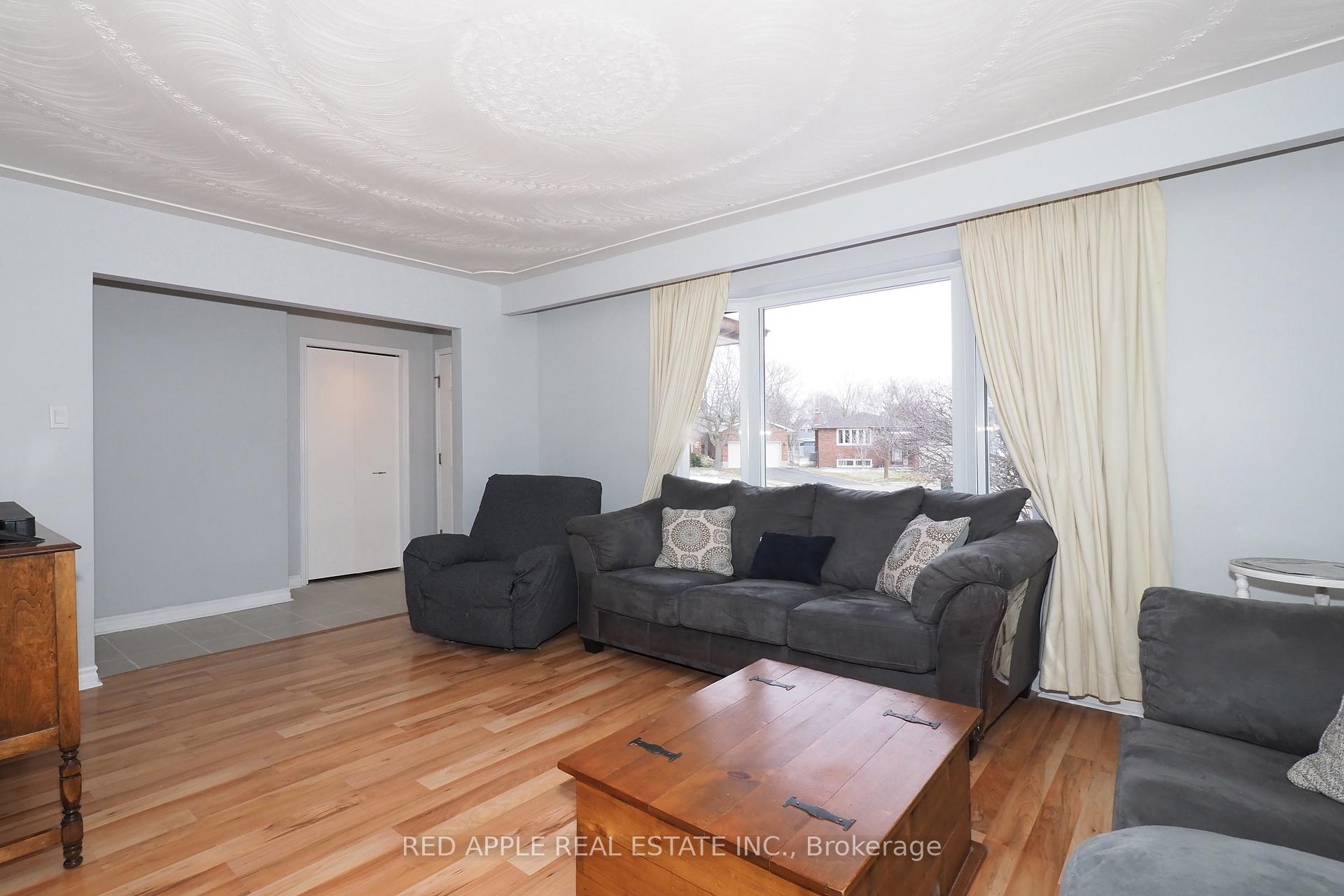 Photo 7 of 113 Deerberry Place, Waterloo — HOMEH